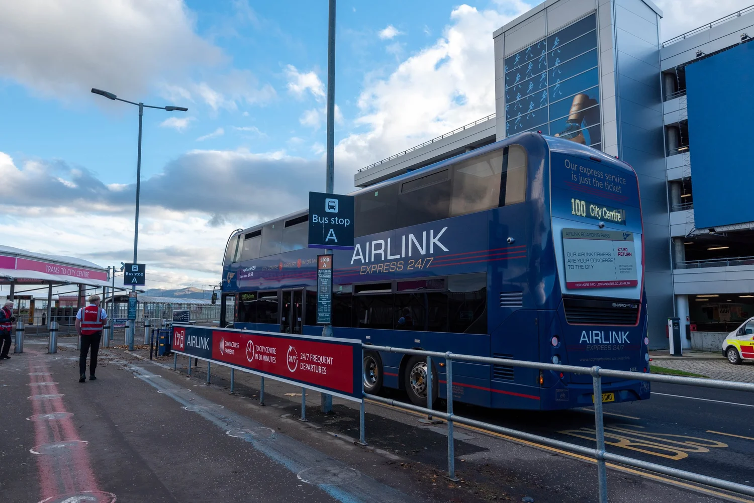 Bus From Edinburgh Airport To Dunfermline Park And Ride onejourneyaway.com