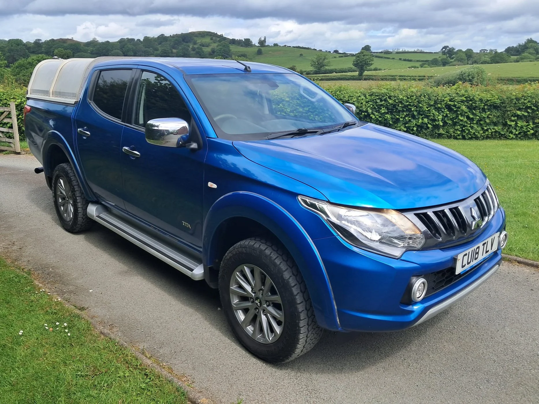 18 Mitsubishi L200 Titan