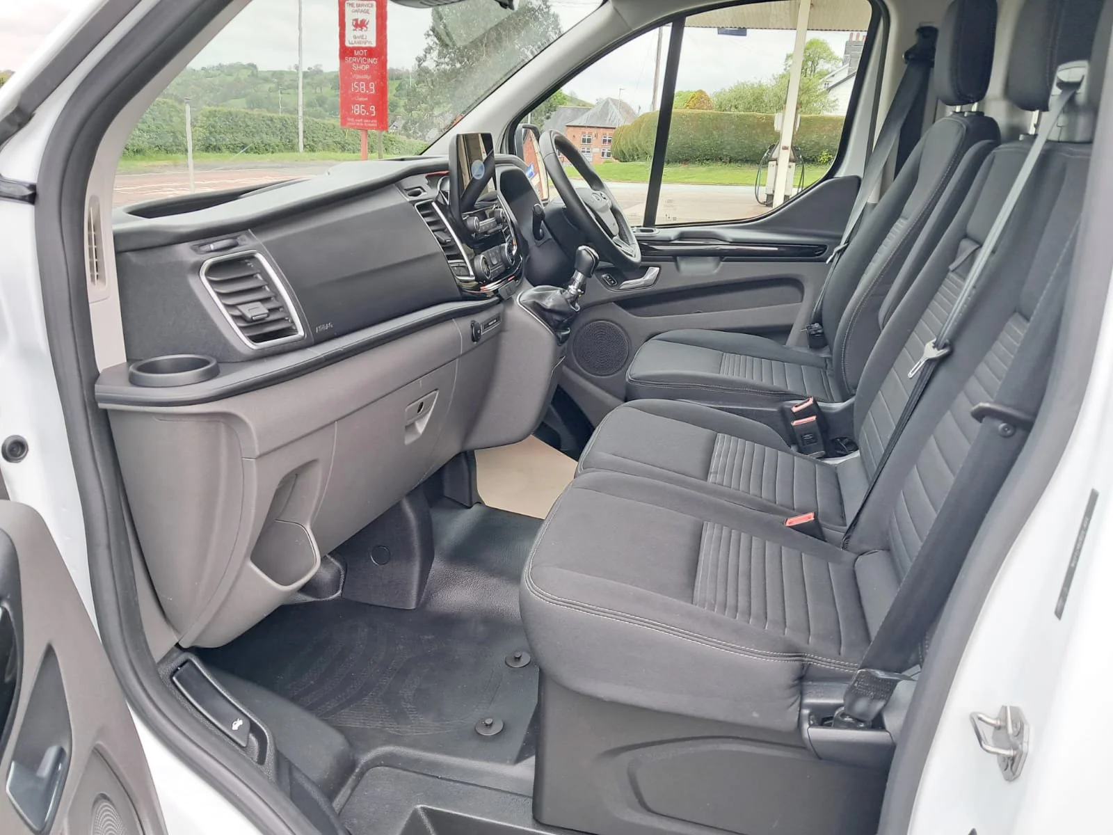 73 Ford Transit Custom L1 130PS Limited front interior