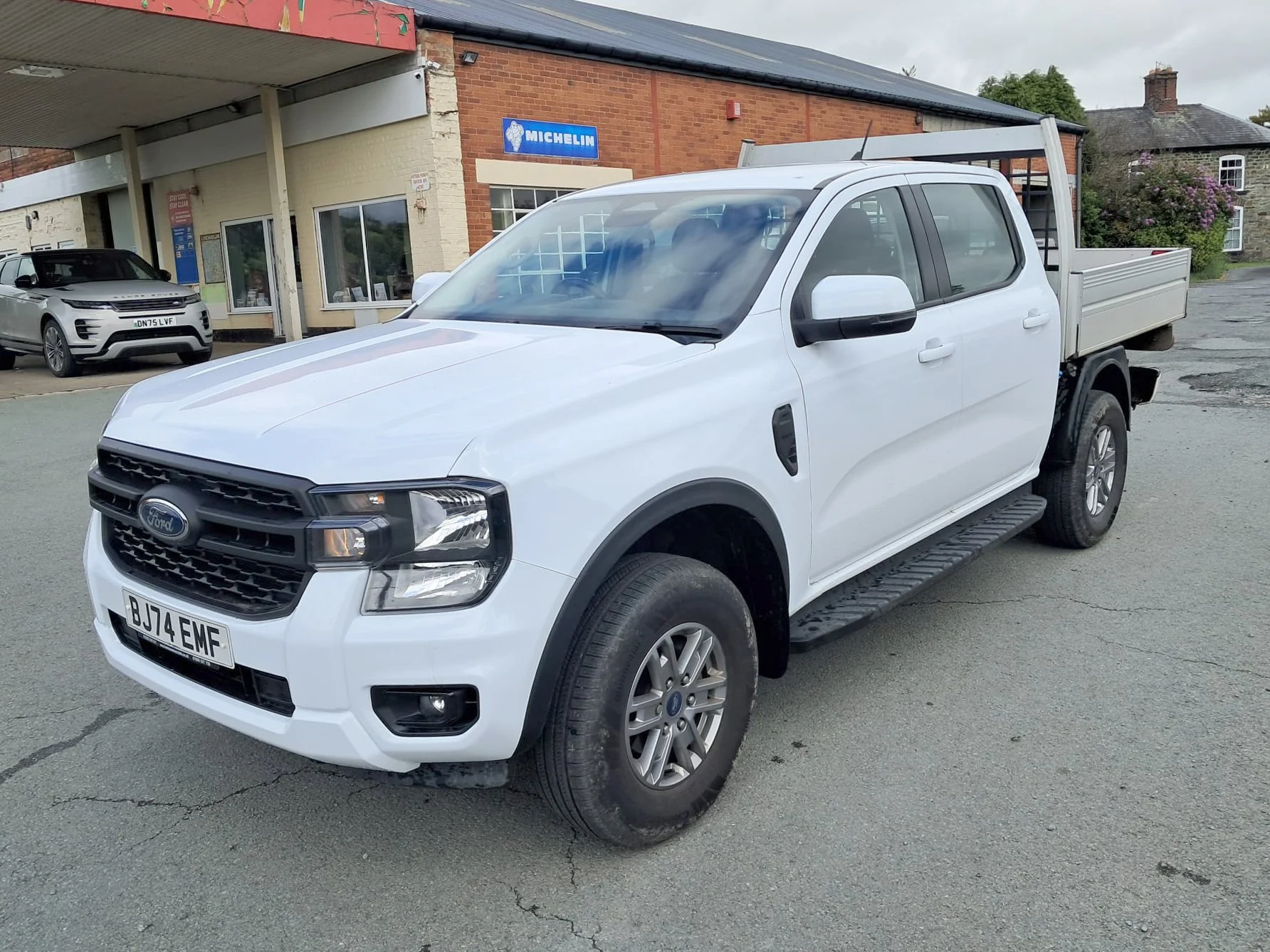 74 Ford Ranger 2.0 XLT 170PS Crewcab Dropside