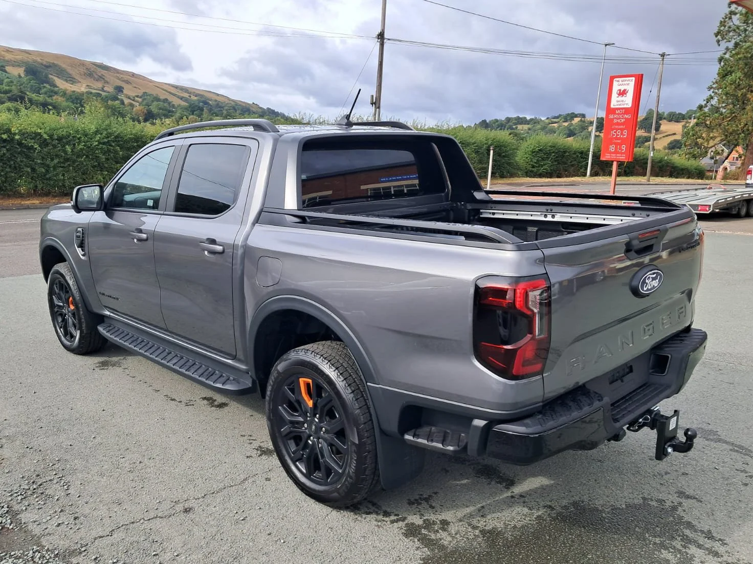 76 Ford Ranger Wildtrak V6 Auto rear passanger