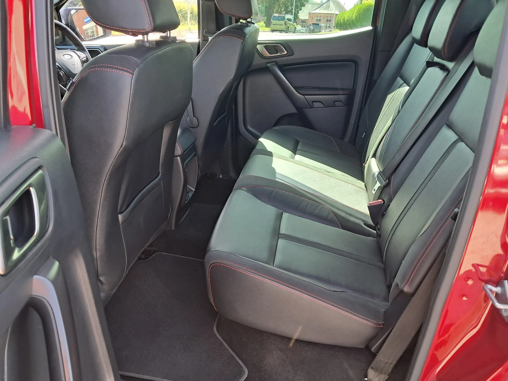 23 Ford Ranger 2.0 213PS Stormtrak Auto rear interior