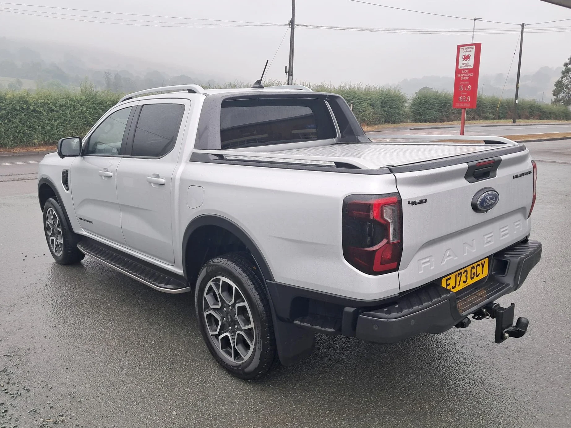 73 Ford Ranger 3.0 V6 Wildtrak Auto rear passanger
