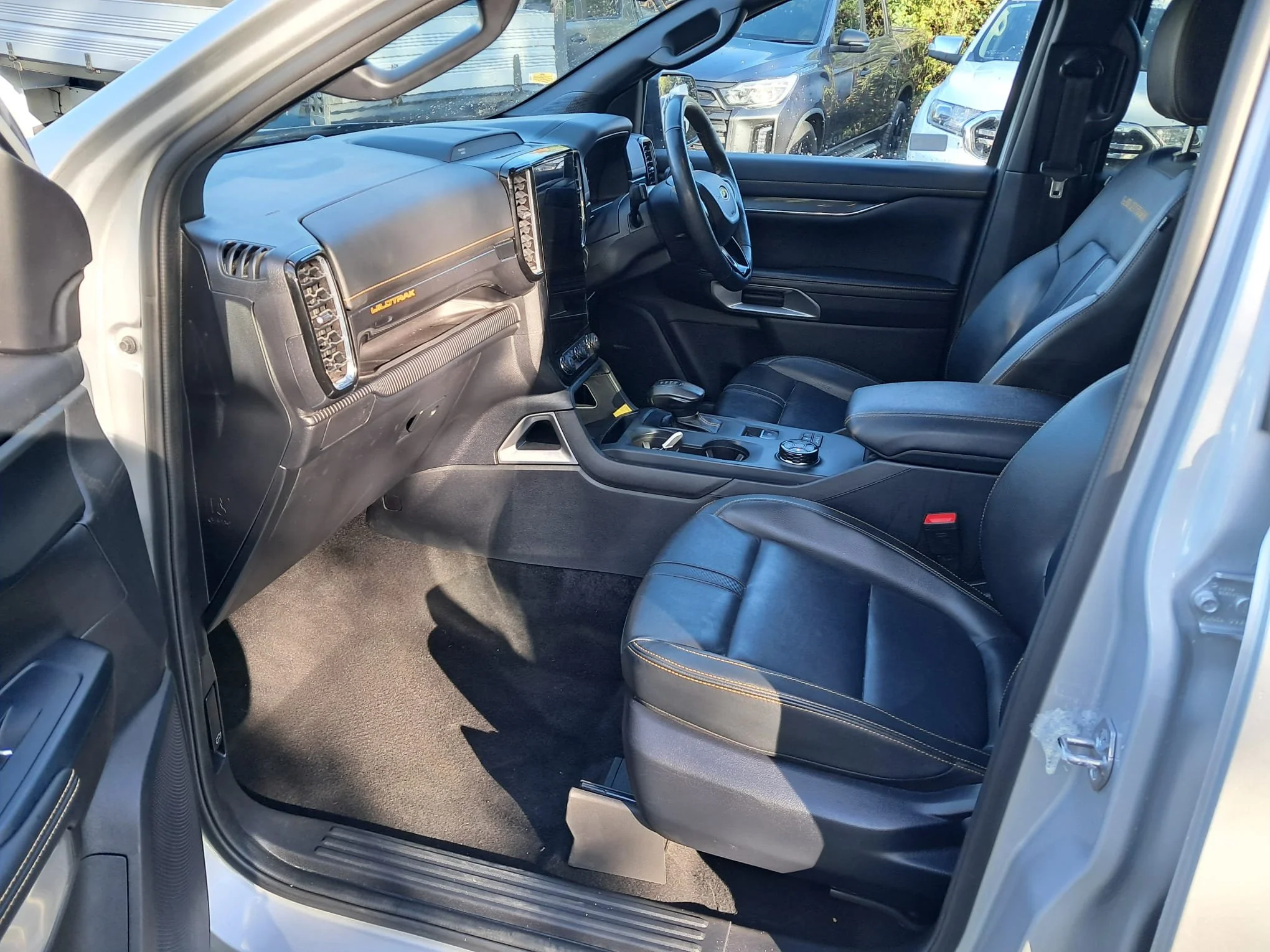 73 Ford Ranger 2.0 Wildtrak Auto front interior