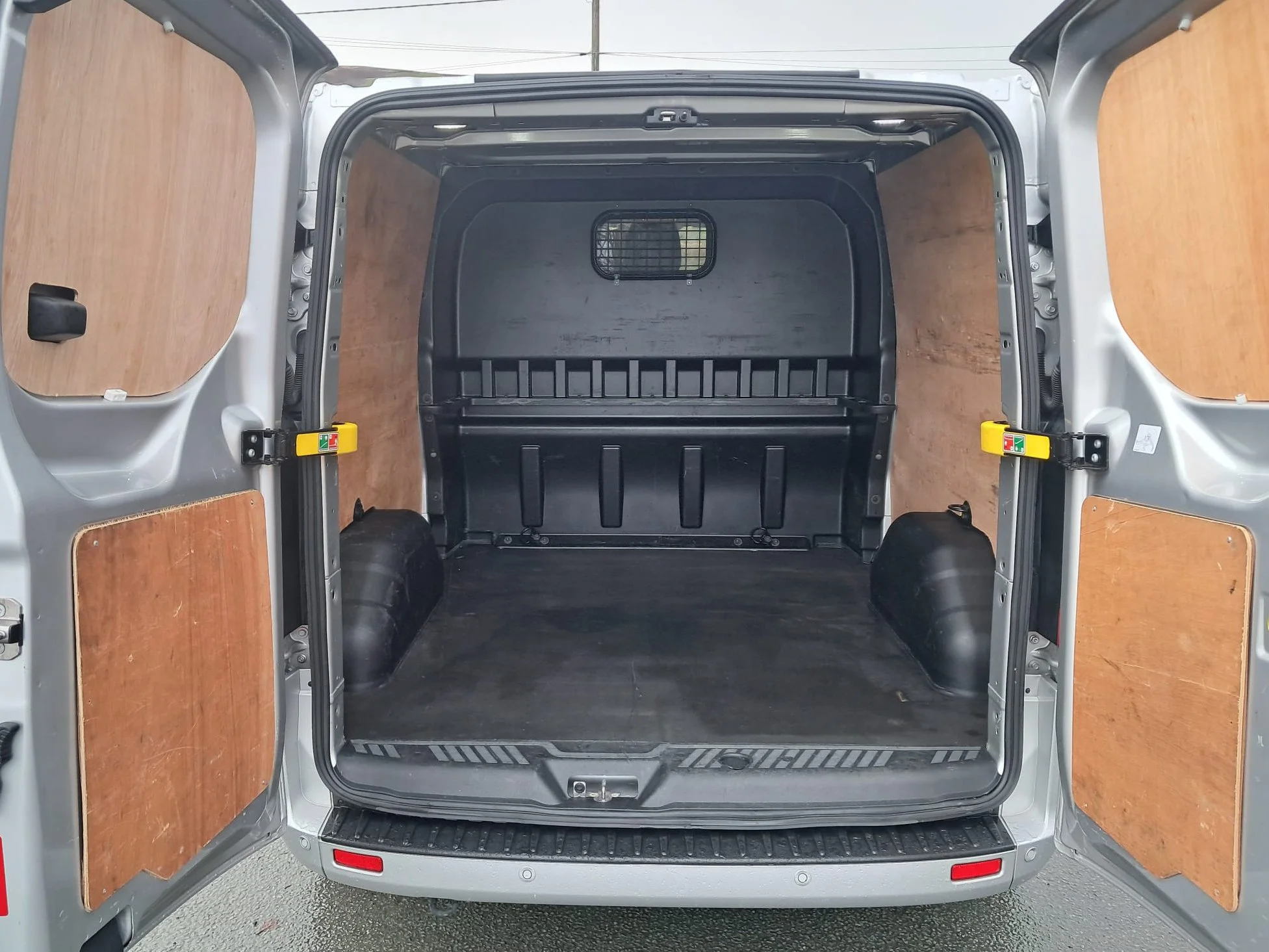 22 Ford Transit Custom L2 Limited 130ps Manual Crew Van rear cargo