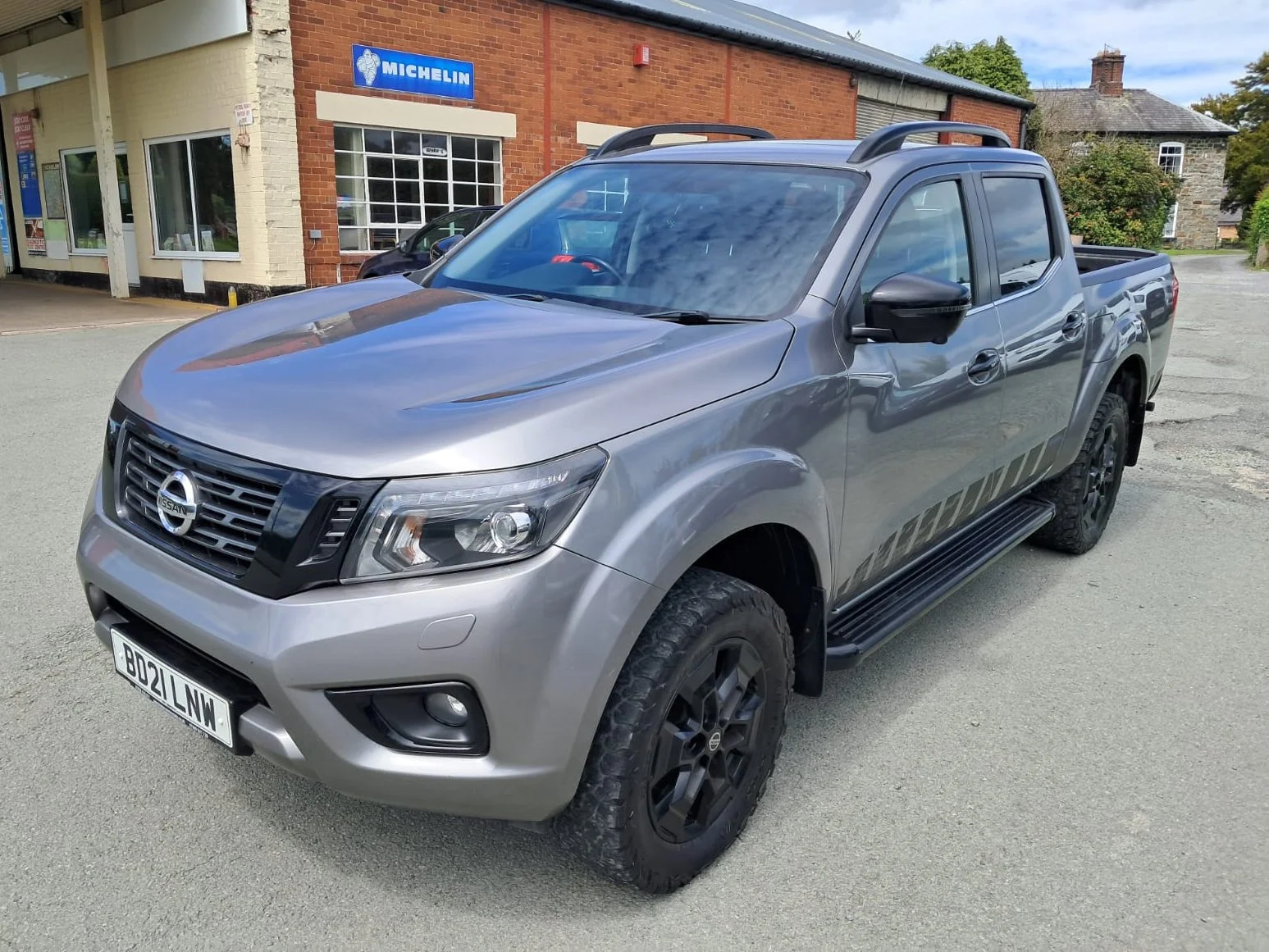 21 Nissan Navara NP300 NGuard Manual front passanger