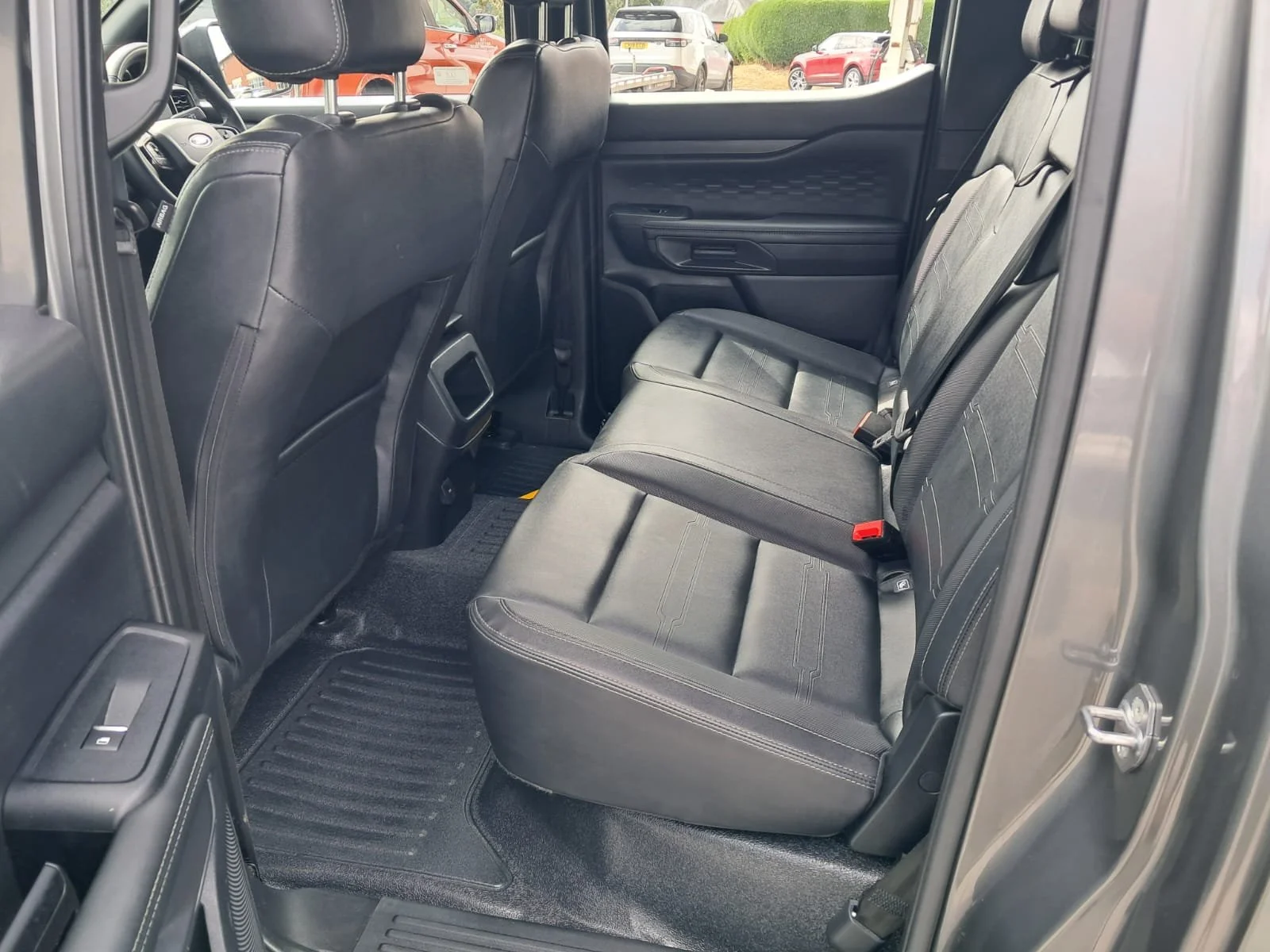 75 Ford Ranger 2.0 Tremor Auto rear interior