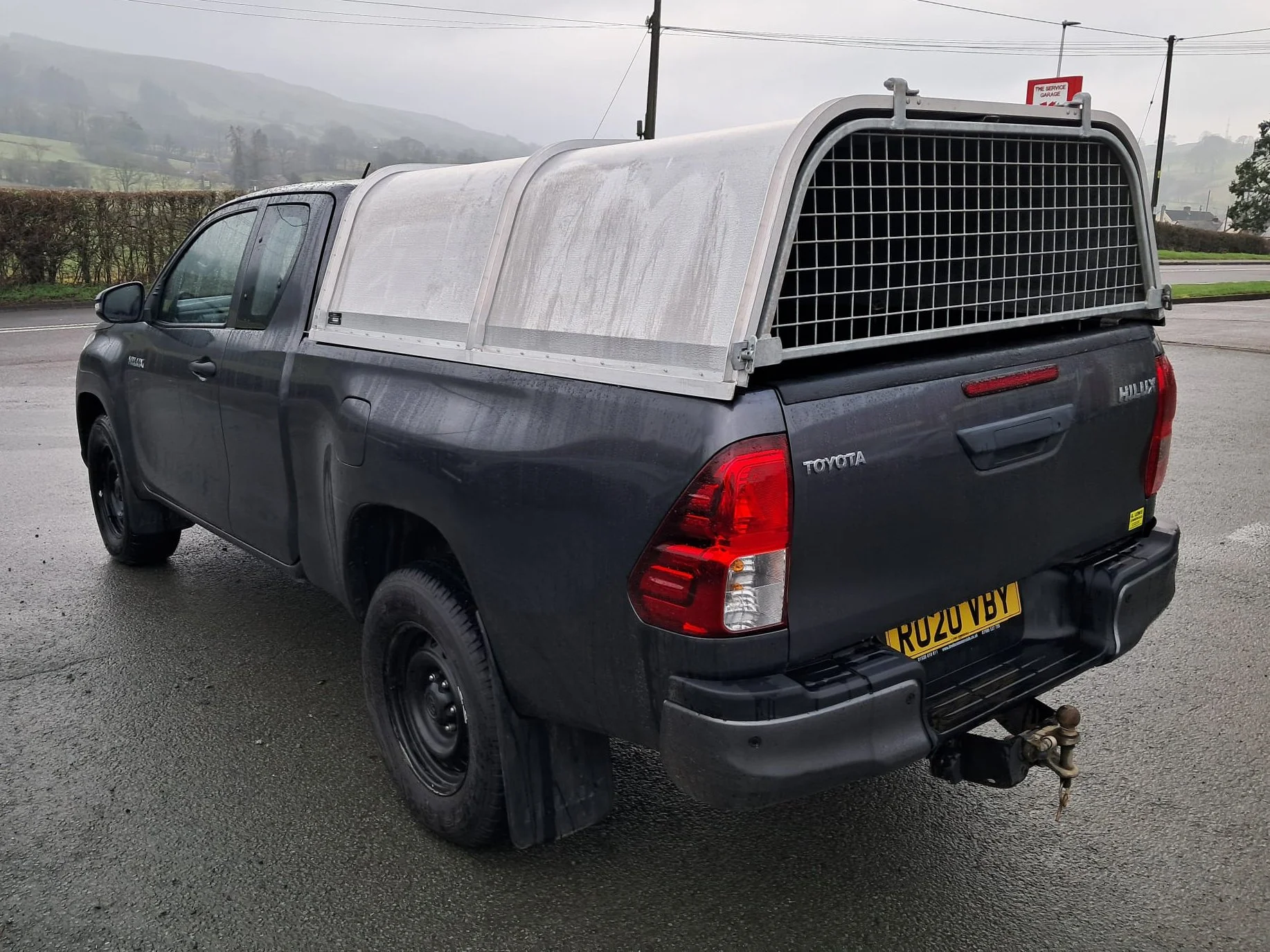 20 Toyota. Hilux 2.4 Active Extracab rear passanger