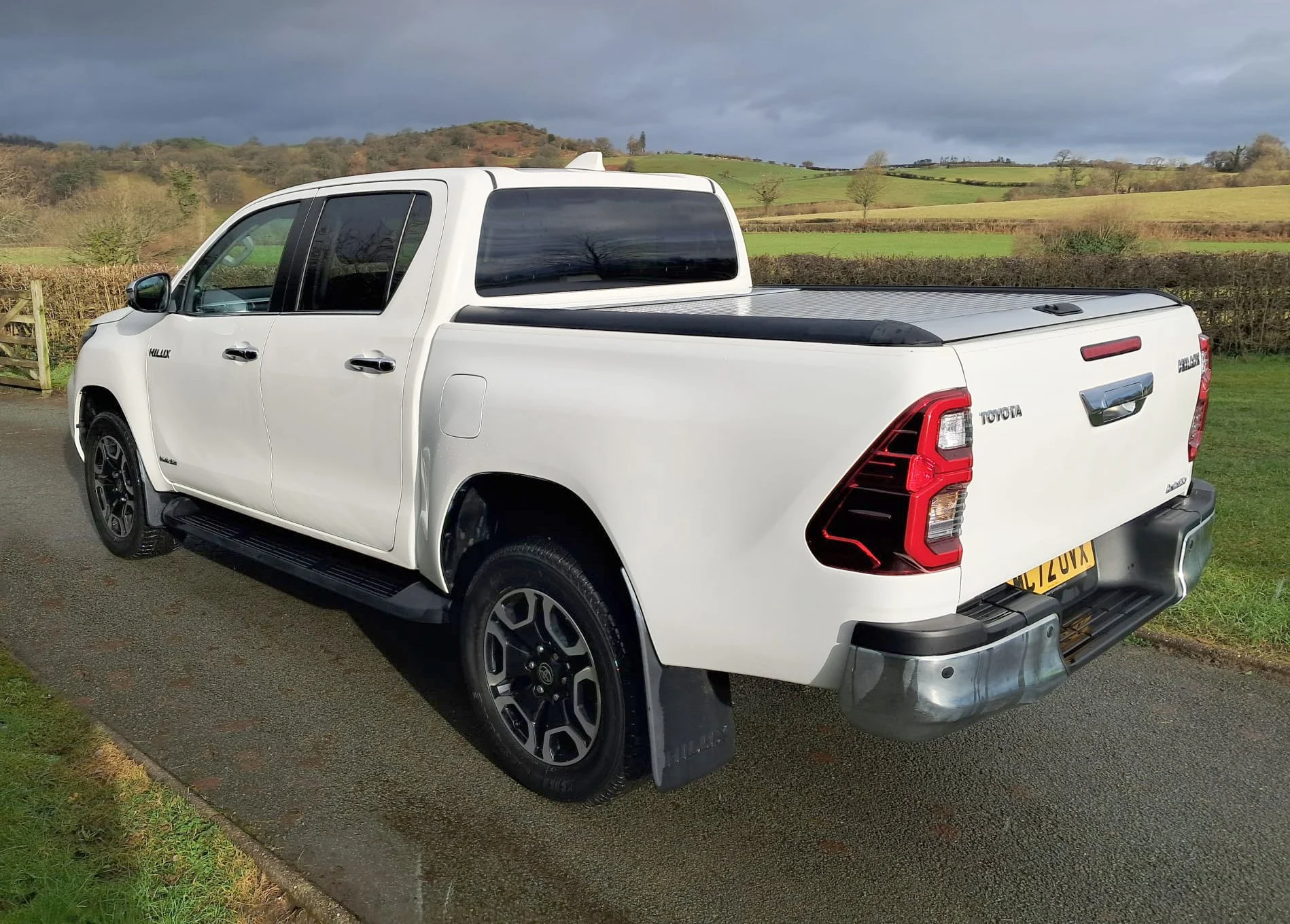 2023 72 Toyota Hilux 2.8 Manual Invincible rear passanger