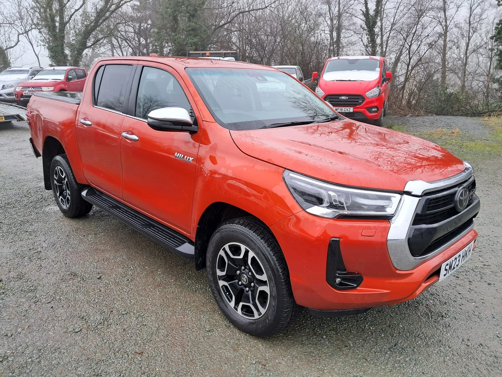 23 Toyota Hilux 2.8 Invincible Auto