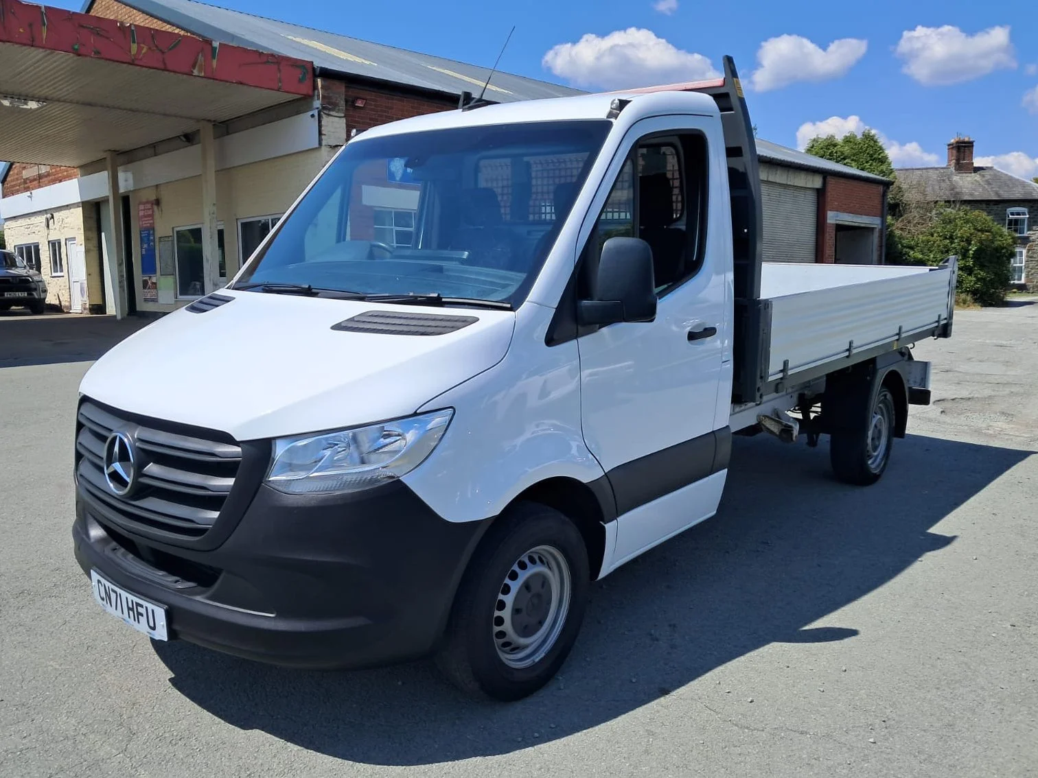71 Mercedes Sprinter 315 Single Cab Tipper front passanger