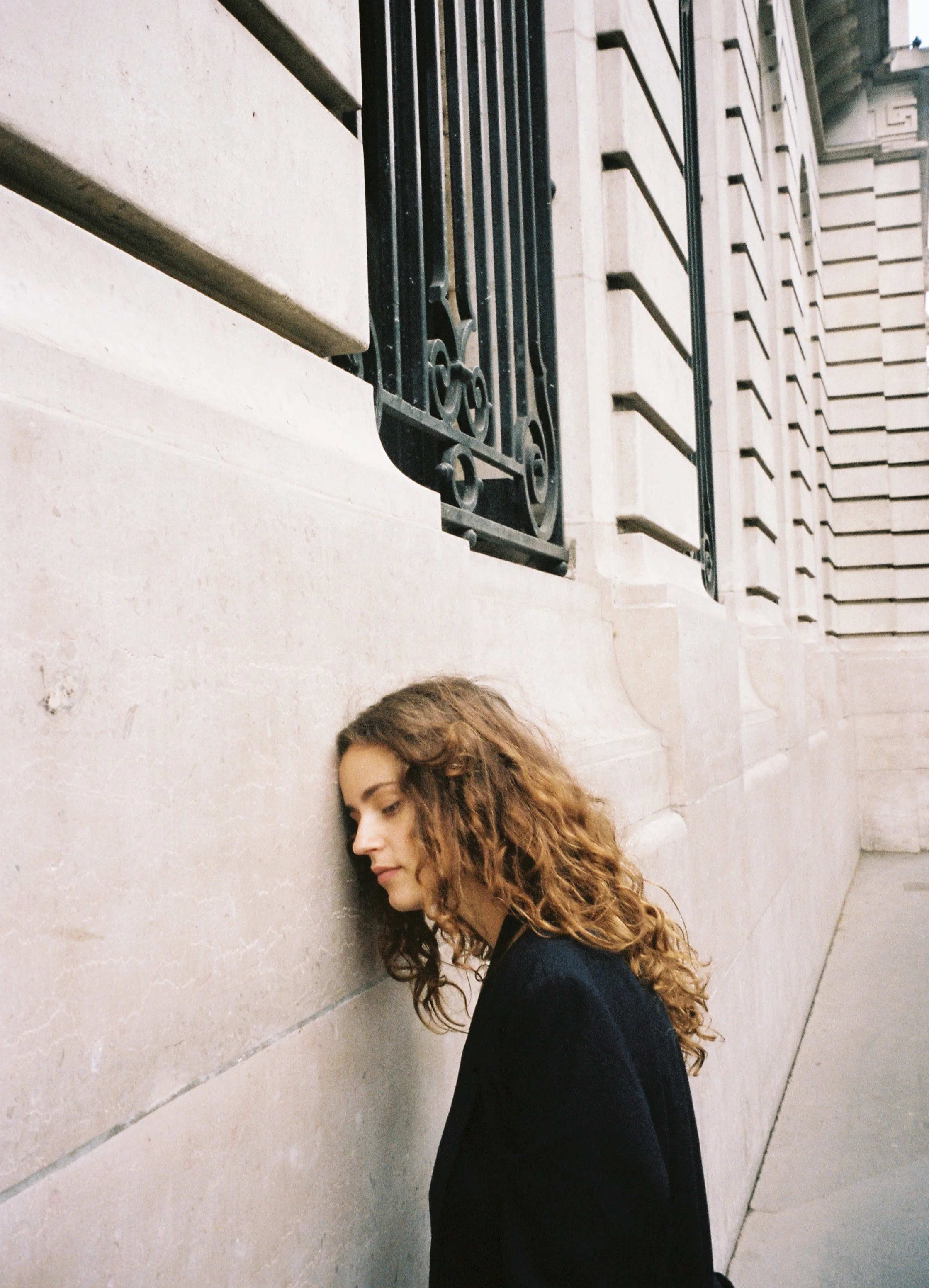 Ivy_Paris_Olympus+Mju+zoom15.png