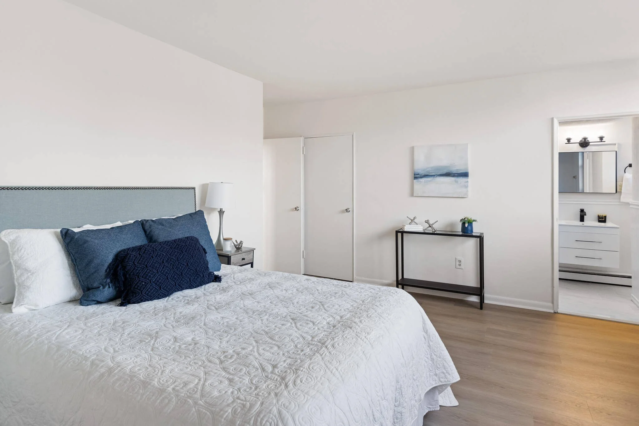 1301 N Harrison St Unit 602_Delivered-3.jpg