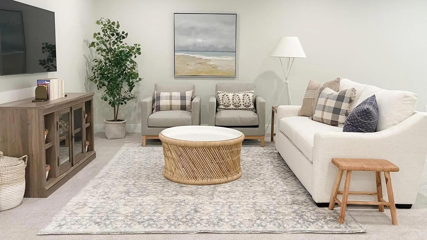 Outside there might still be endless mountains of snow everywhere but mentally I&rsquo;m here 🌿
.
An oldie but a goodie &mdash; this basement project is still one of my favorites 🤍 It was a fun challenge to create a space that still felt light and 