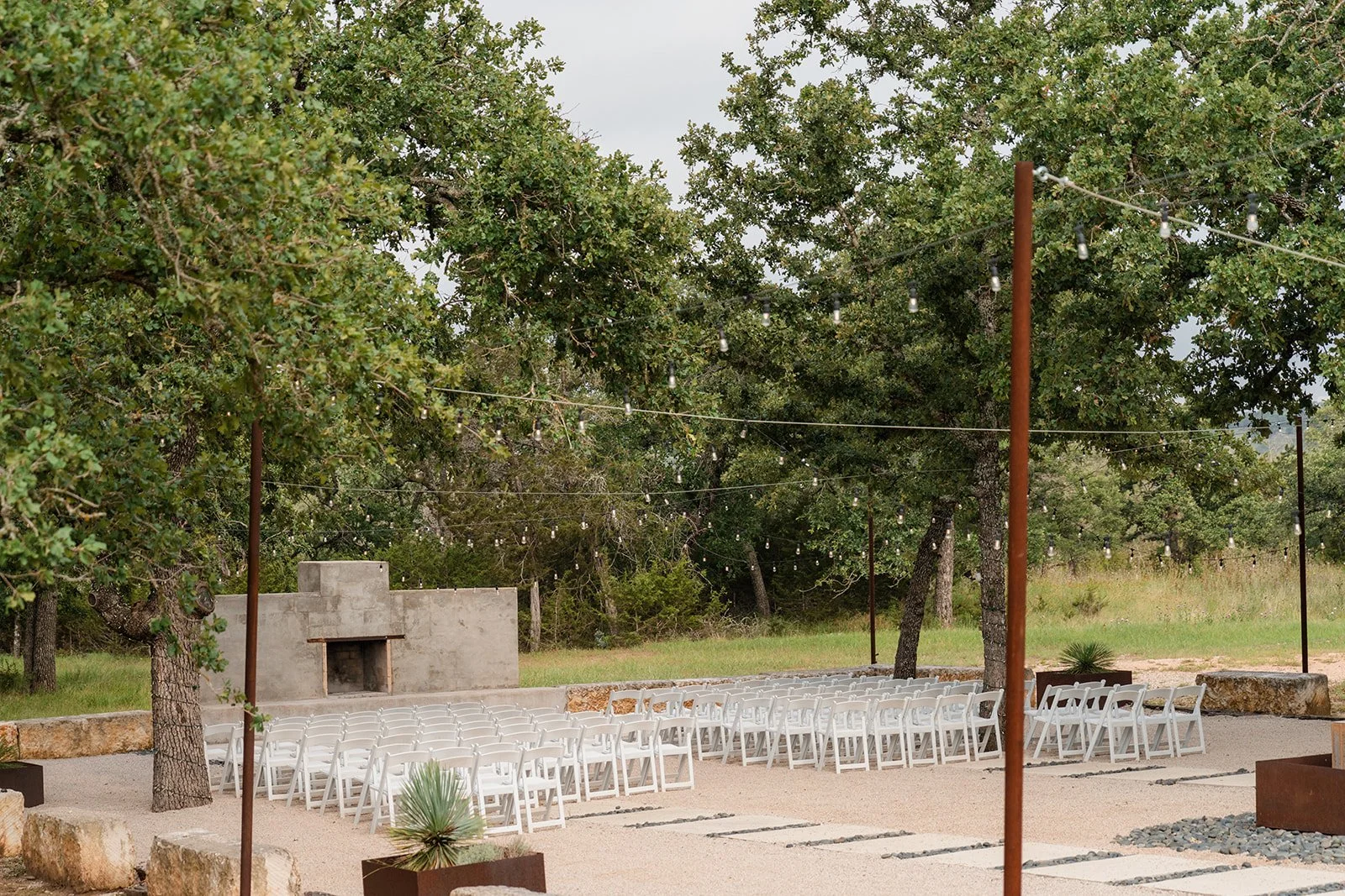 fireside-courtyard-ceremony-texas-wedding-venue.jpg