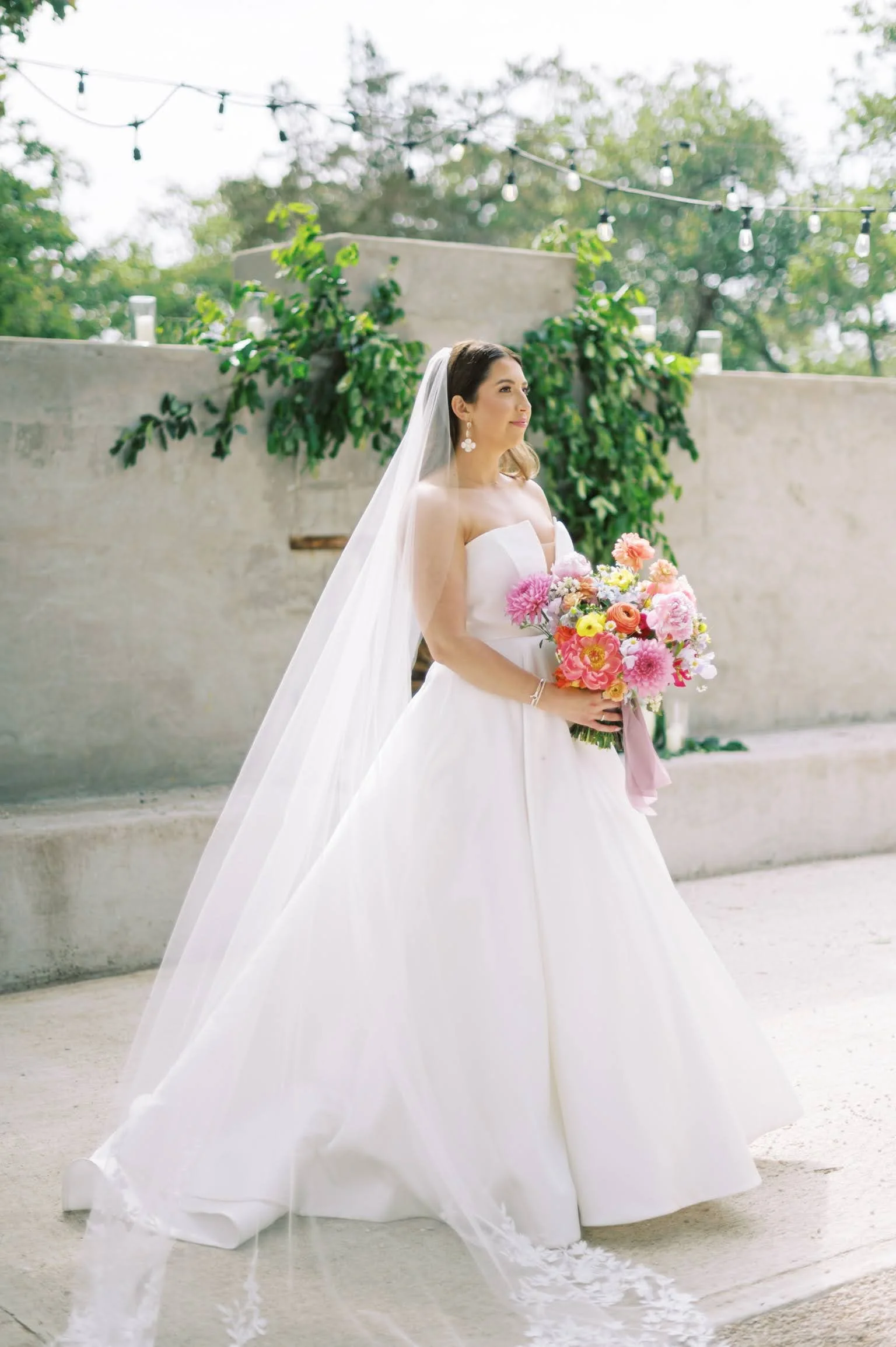 colorful-spring-wedding-swallows-eve-wedding-venue-fredericksburg-texas.jpg