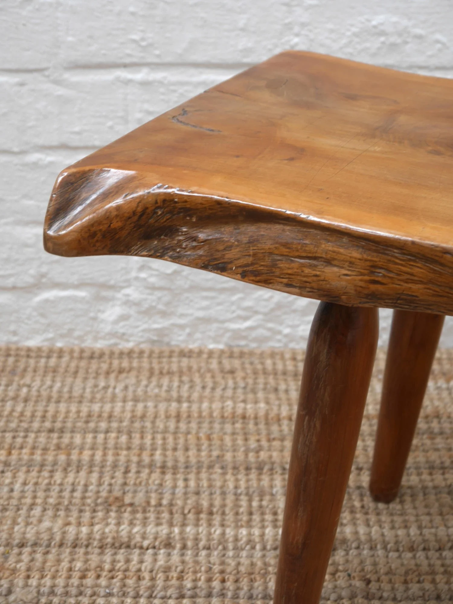 Reynolds of Ludlow live edge bench