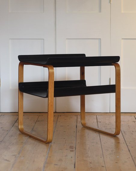 1930s Alvar Aalto model 915 table