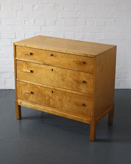 1930s chest of drawers attributed to Alvar Aalto