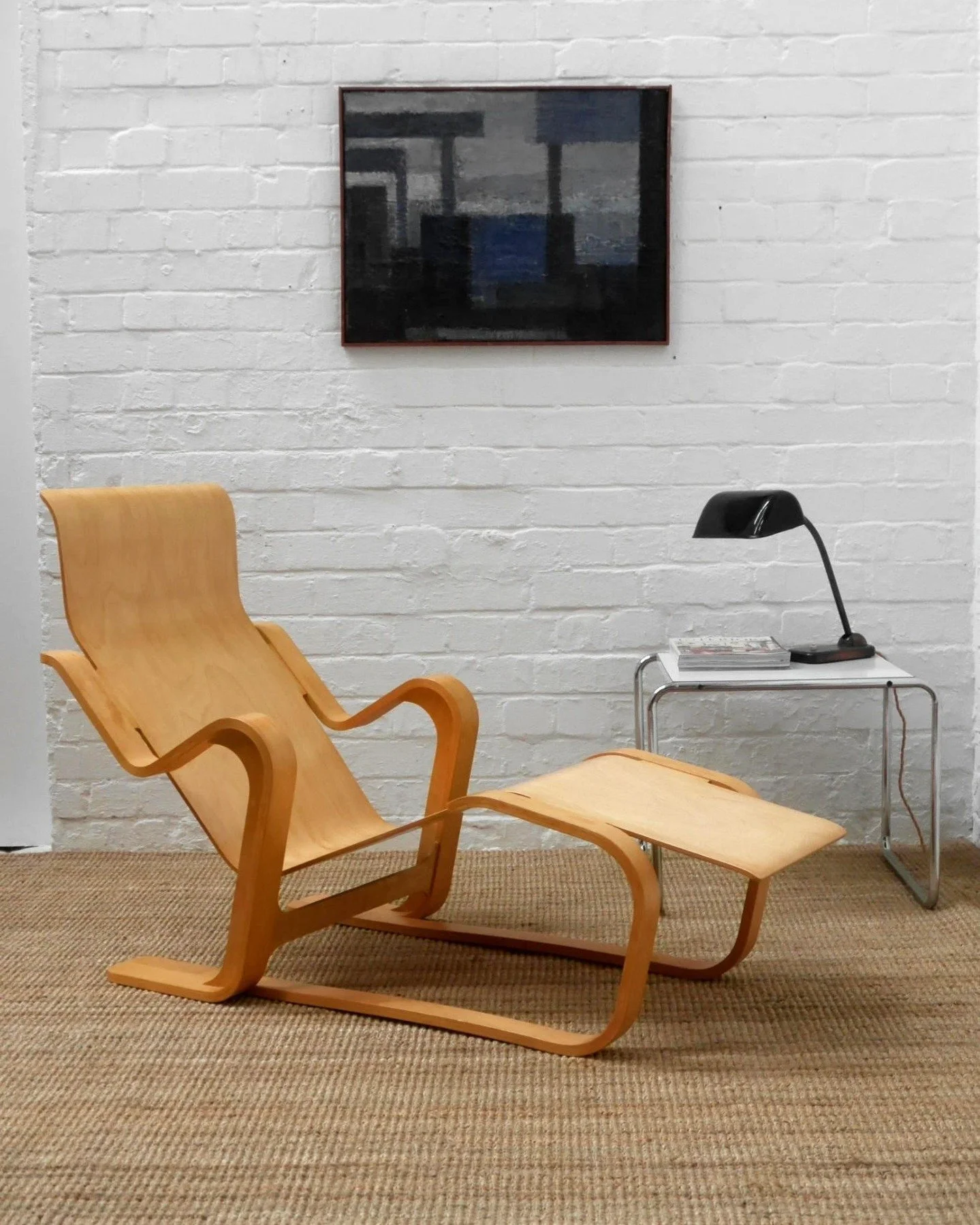 The website has just been updated with some latest finds including this 'Long Chair' by architect and designer Marcel Breuer (1902&ndash;1981). Originally designed in 1935 for Isokon, this chair was made by Windmill Furniture in the 1980s/90s.

#marc