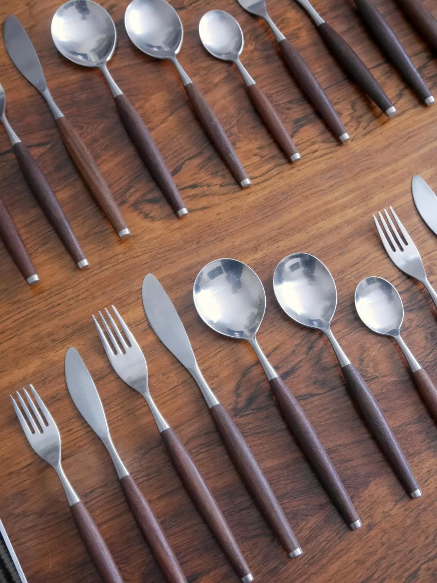 Price reduction - large set of 69 pieces of 1960s Safir cutlery by Wallin Brothers, was &pound;420, now &pound;350 + &pound;10 delivery. Very hard to find a large set (for 10 people) and all pieces are in excellent condition.

More details on website