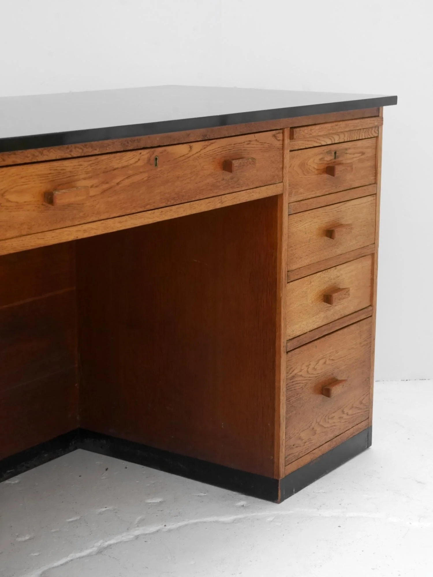 1930s oak modernist desk