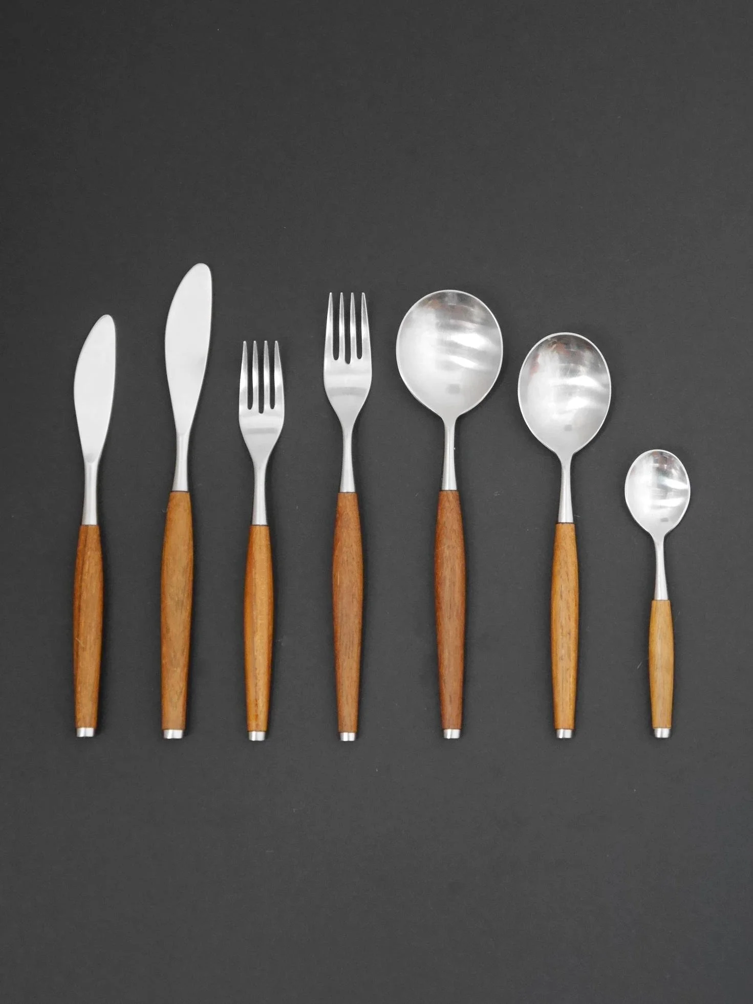 45 piece set of Swedish Safir cutlery