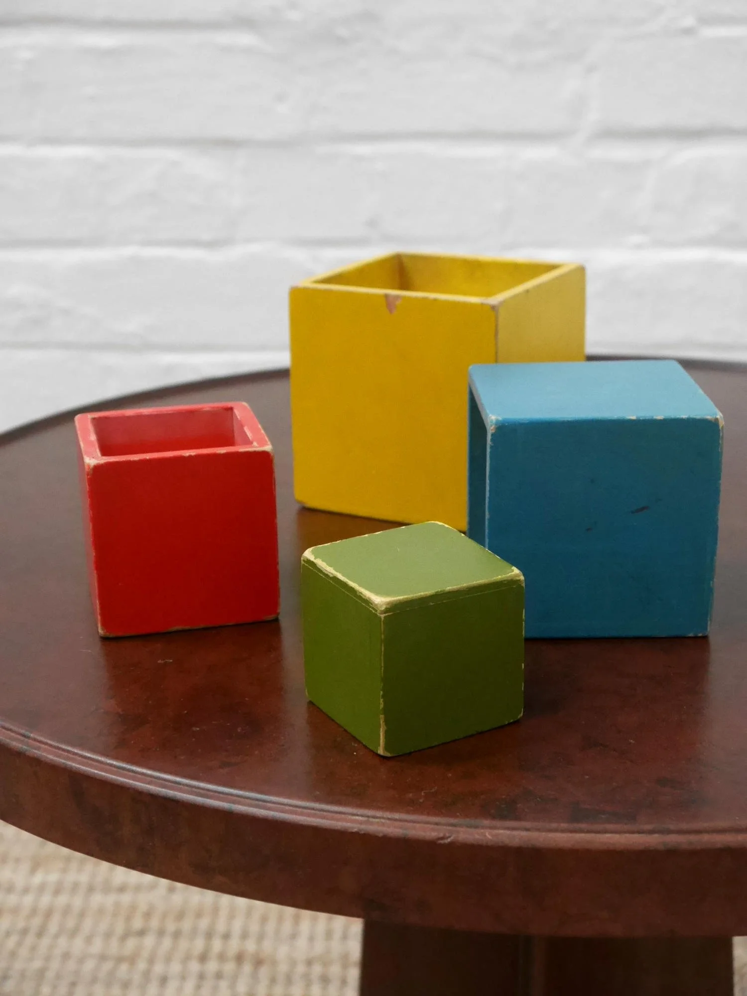 vintage-stacking-cubes-02.jpg