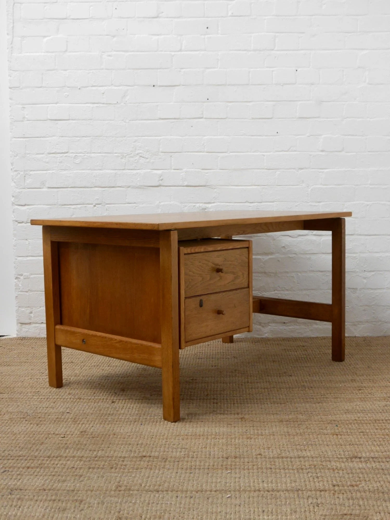 Hans Wegner GE 125 desk