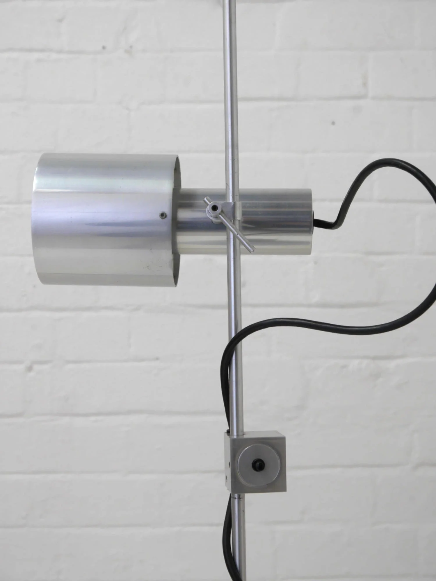Peter Nelson Architectural Lighting desk lamp