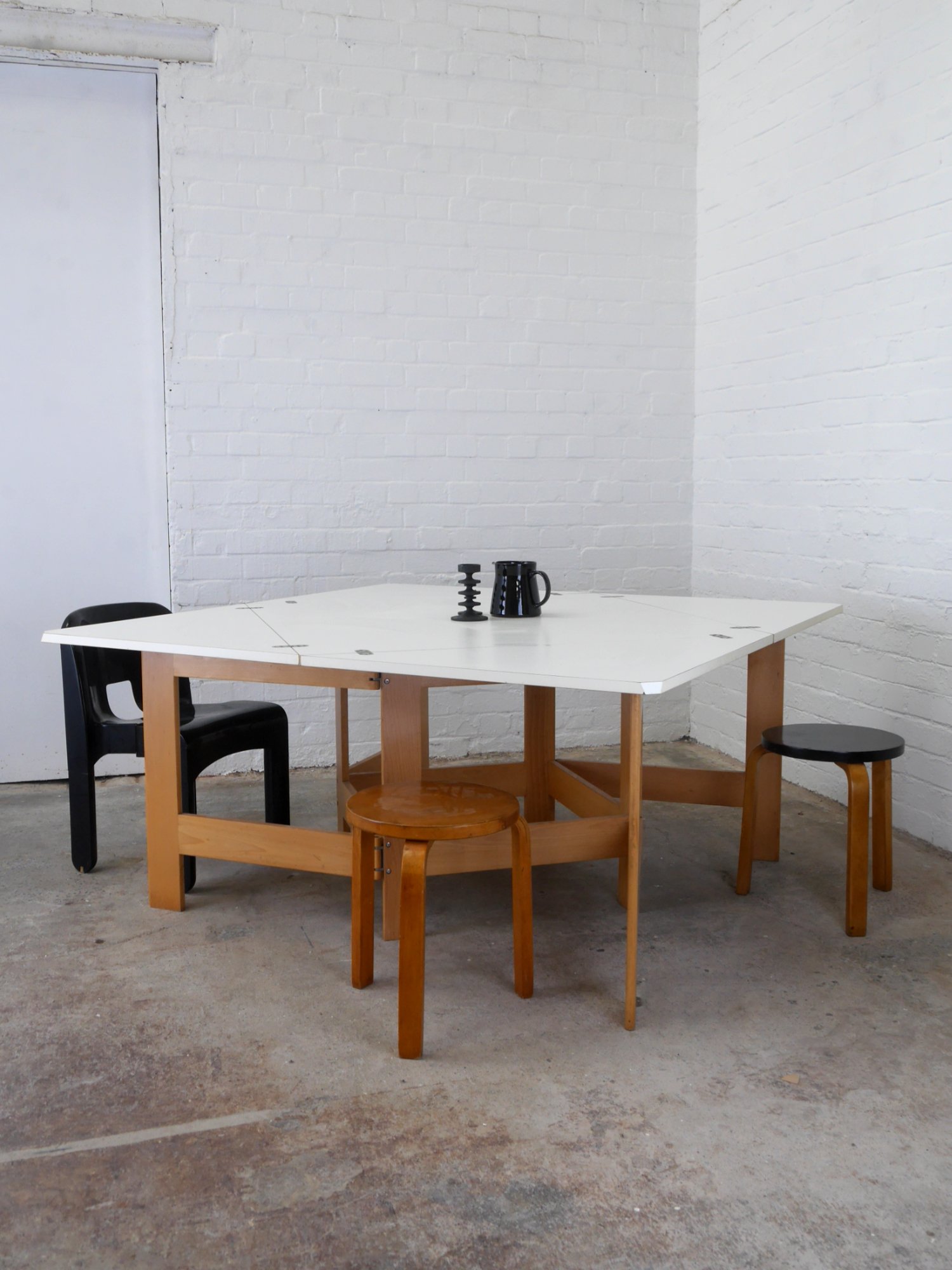 1980s Conran extending envelope table