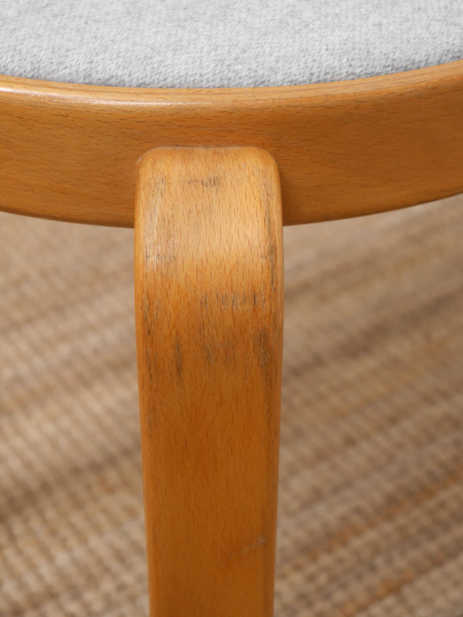 Magnus Olesen 8000 chairs