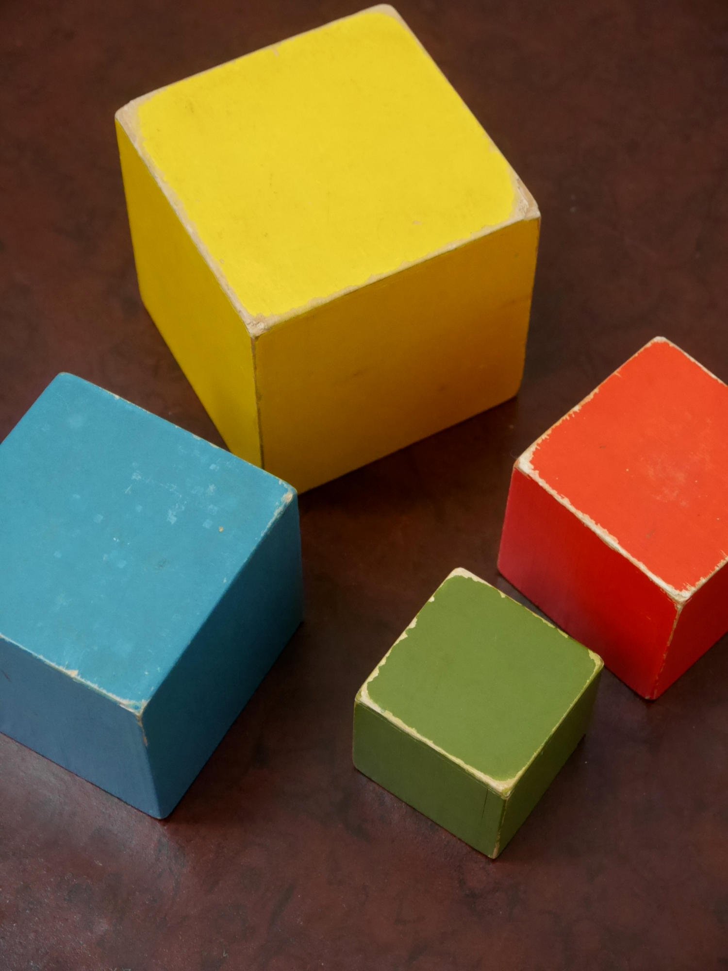 vintage-stacking-cubes-05.jpg
