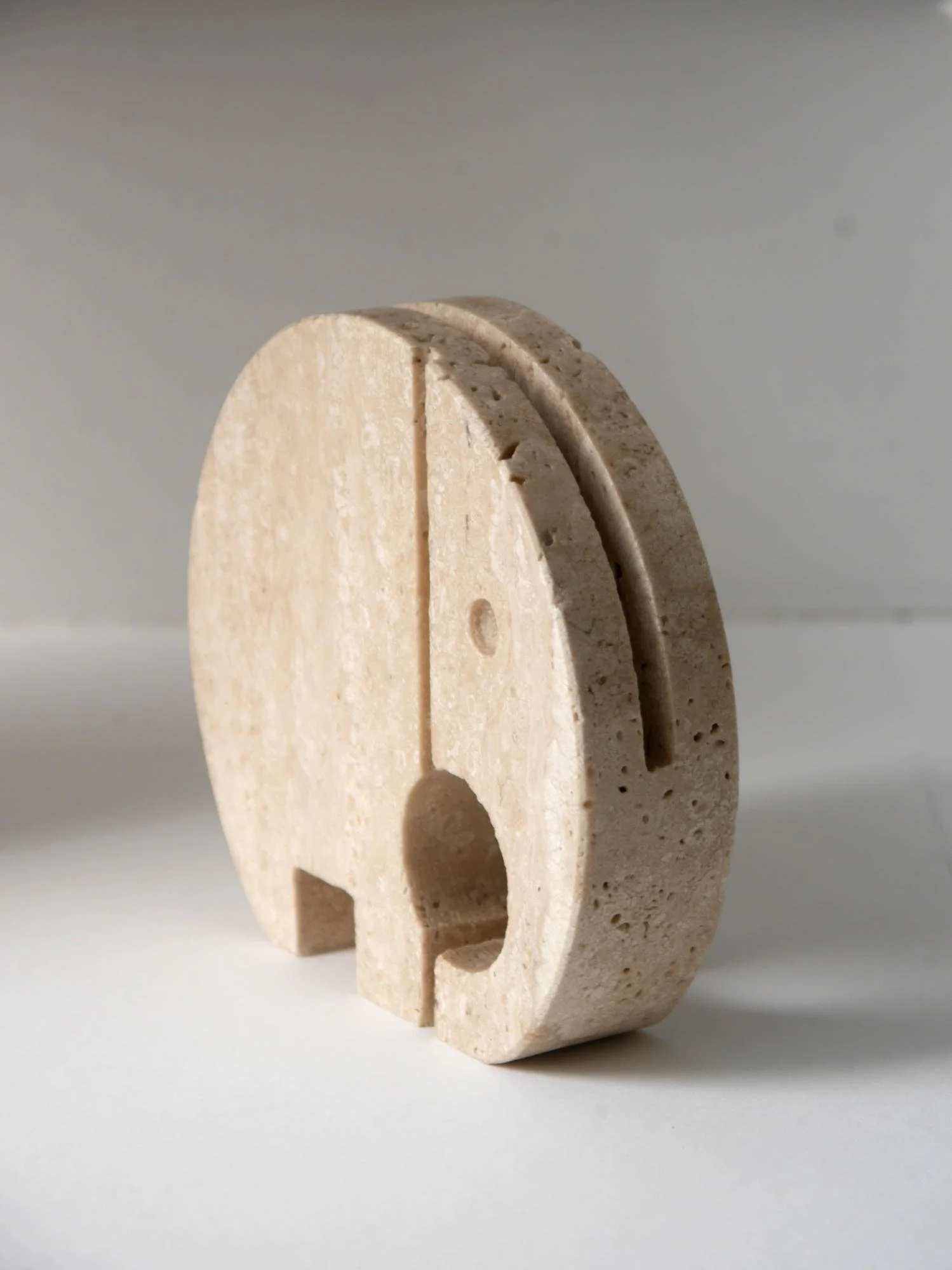 Fratelli Mannelli travertine elephant