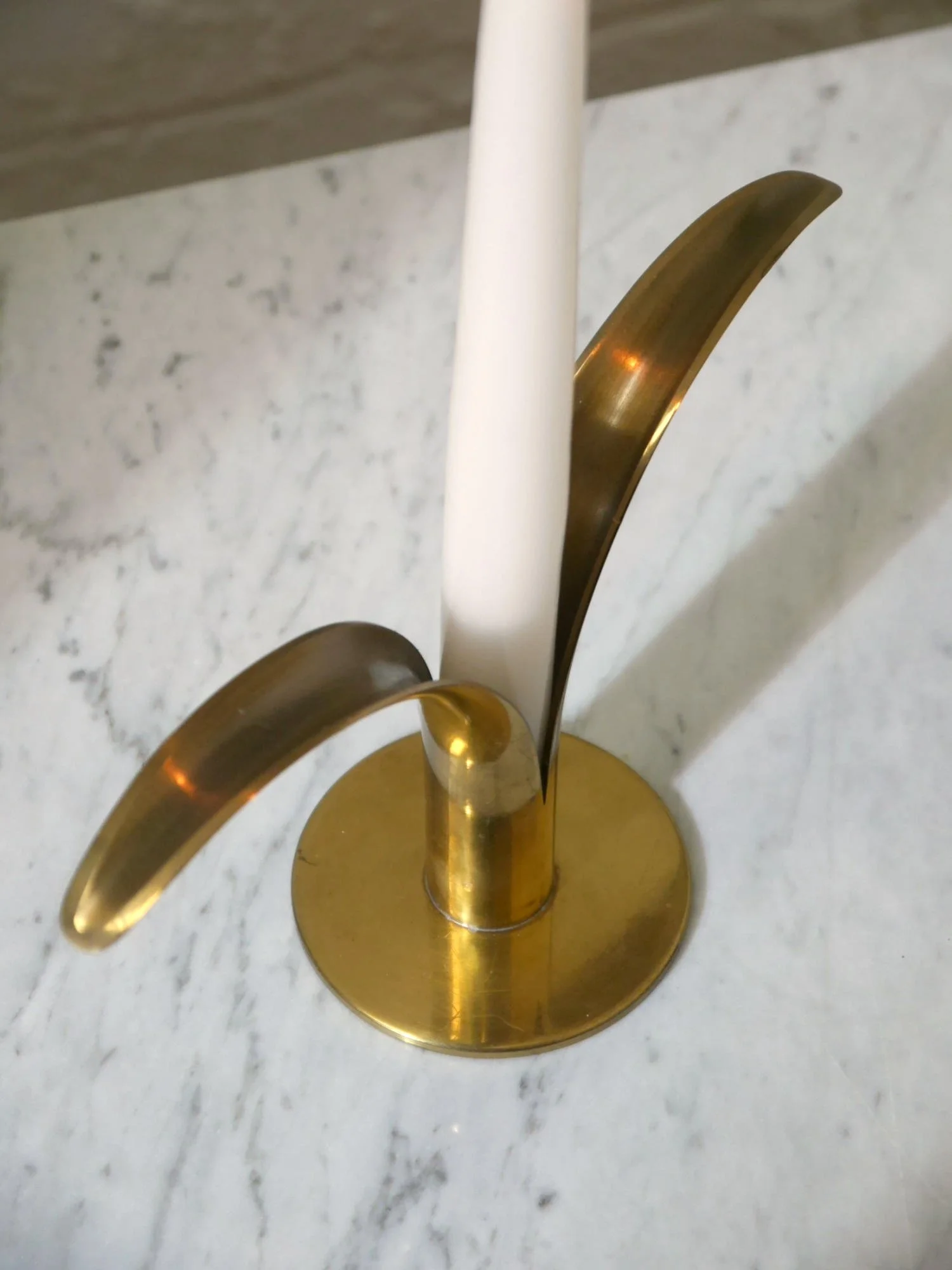 brass-lily-candleholder-swedish-03.jpg