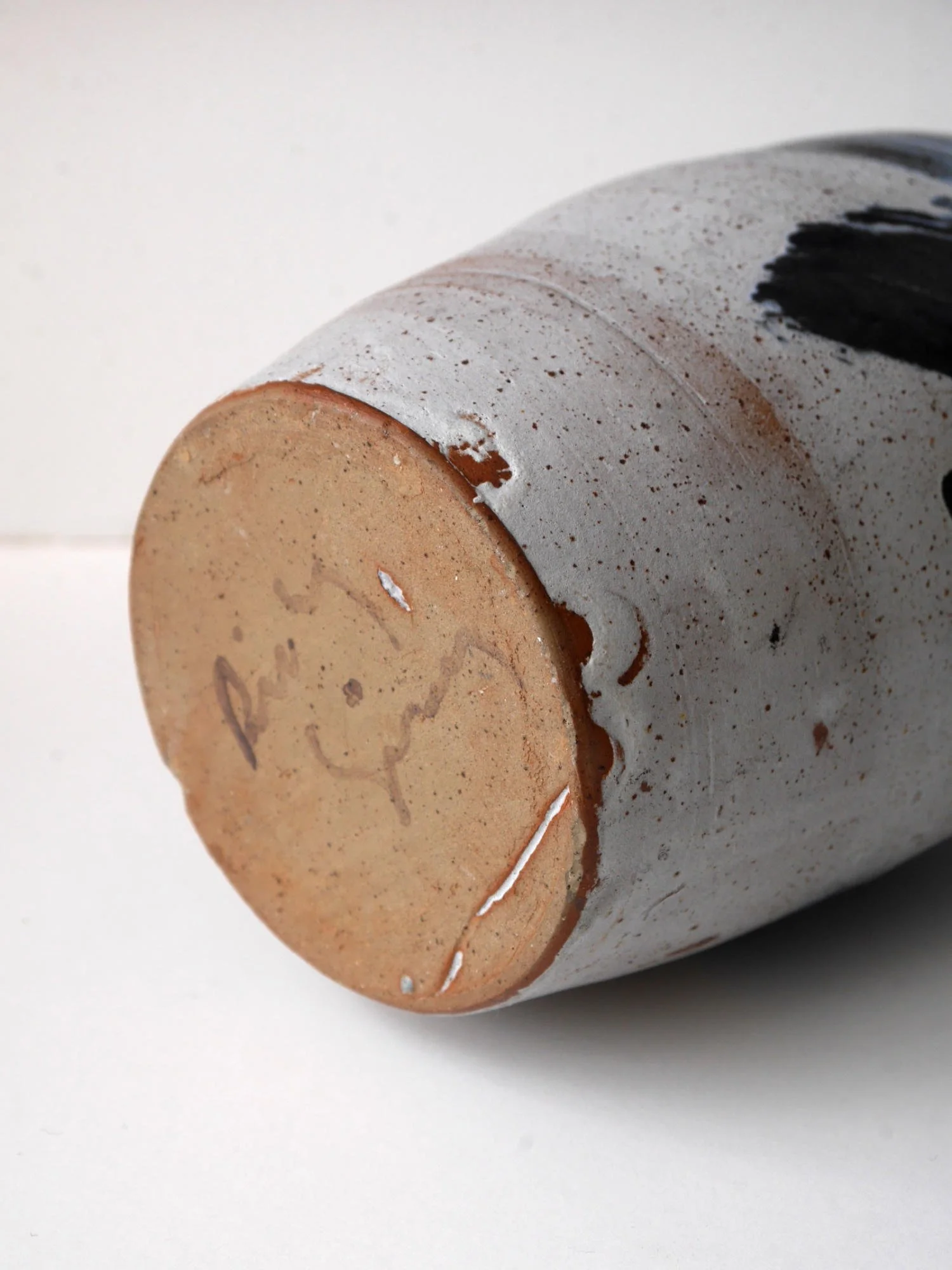 Pottery vase