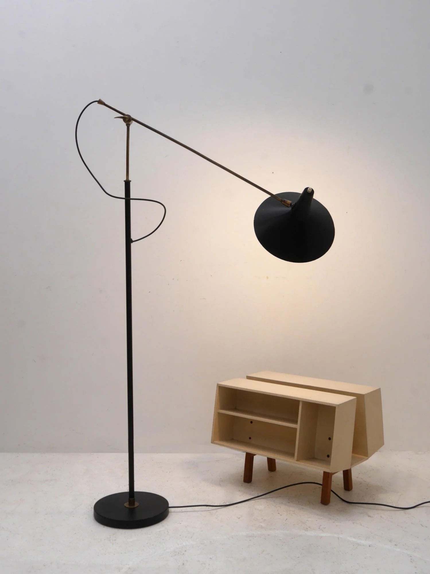 1950s-hiscock-appleby-floor-lamp-03.jpg