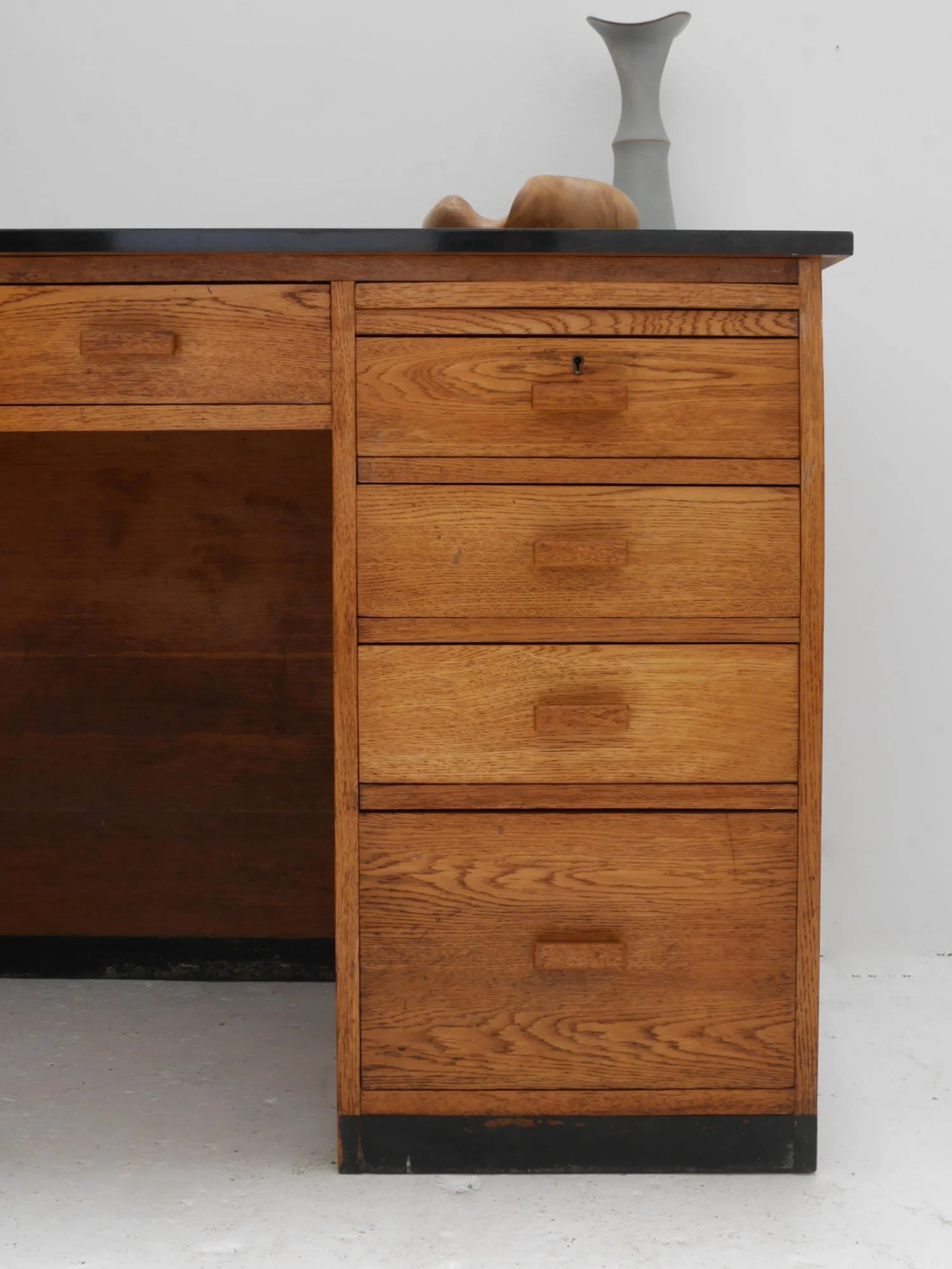 1930s oak modernist desk