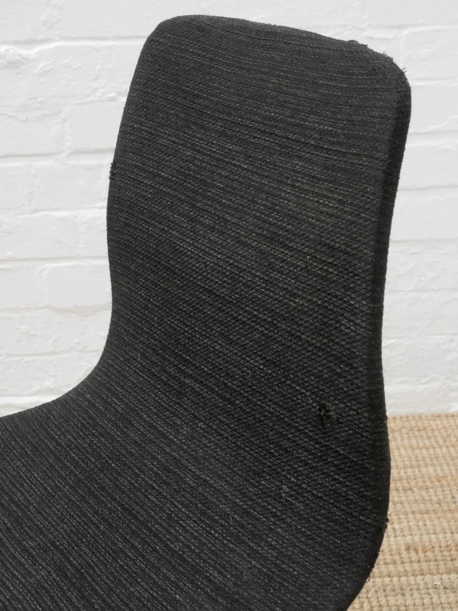 Robin Day Q Swivel chair