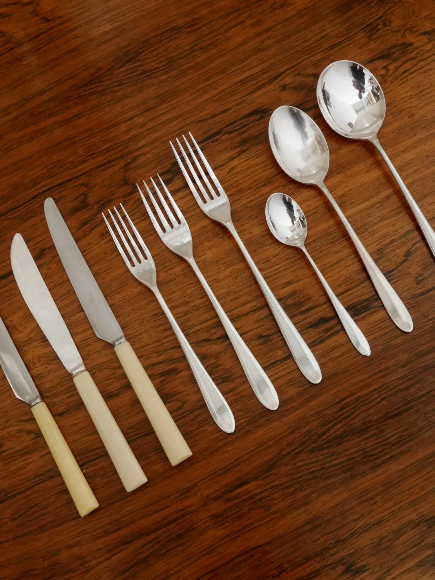56-piece-set-pride-cutlery-david-mellor-03.jpg