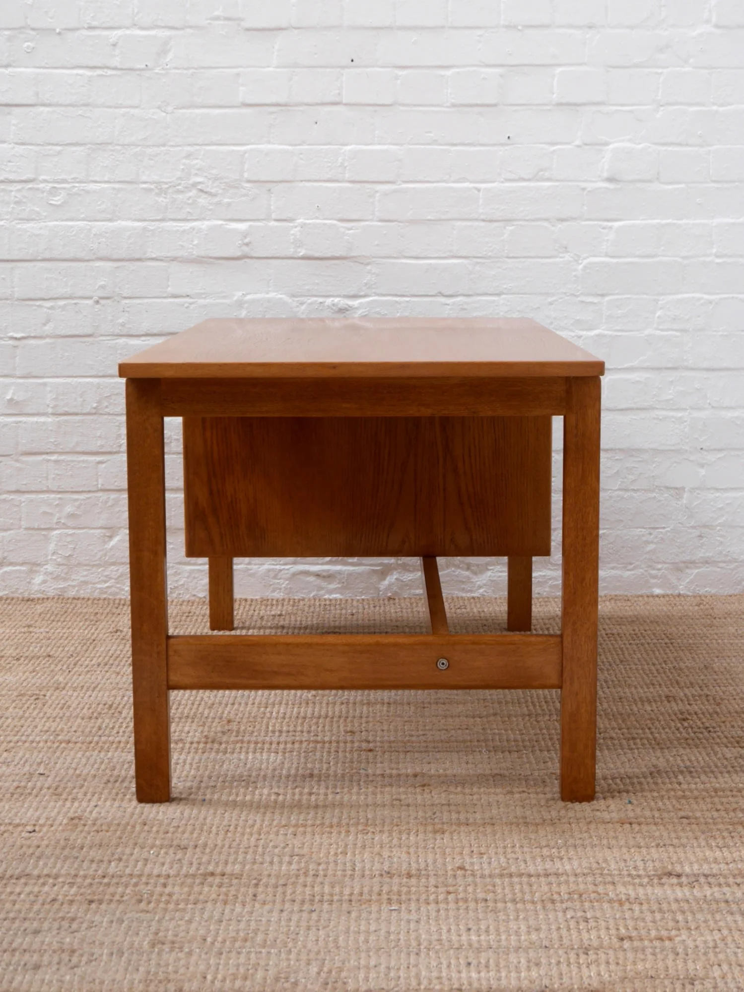 Hans Wegner GE 125 desk