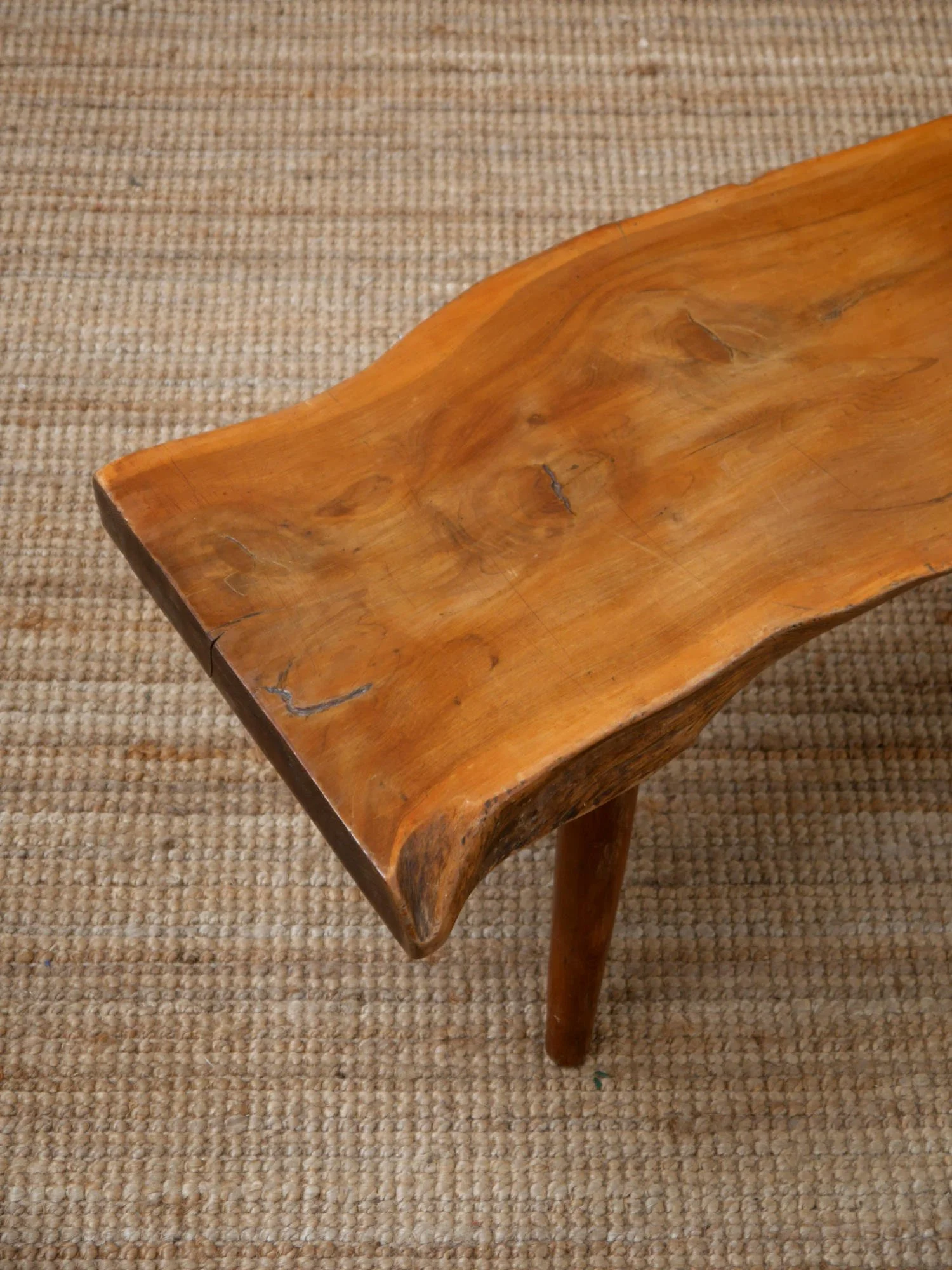 Reynolds of Ludlow live edge bench