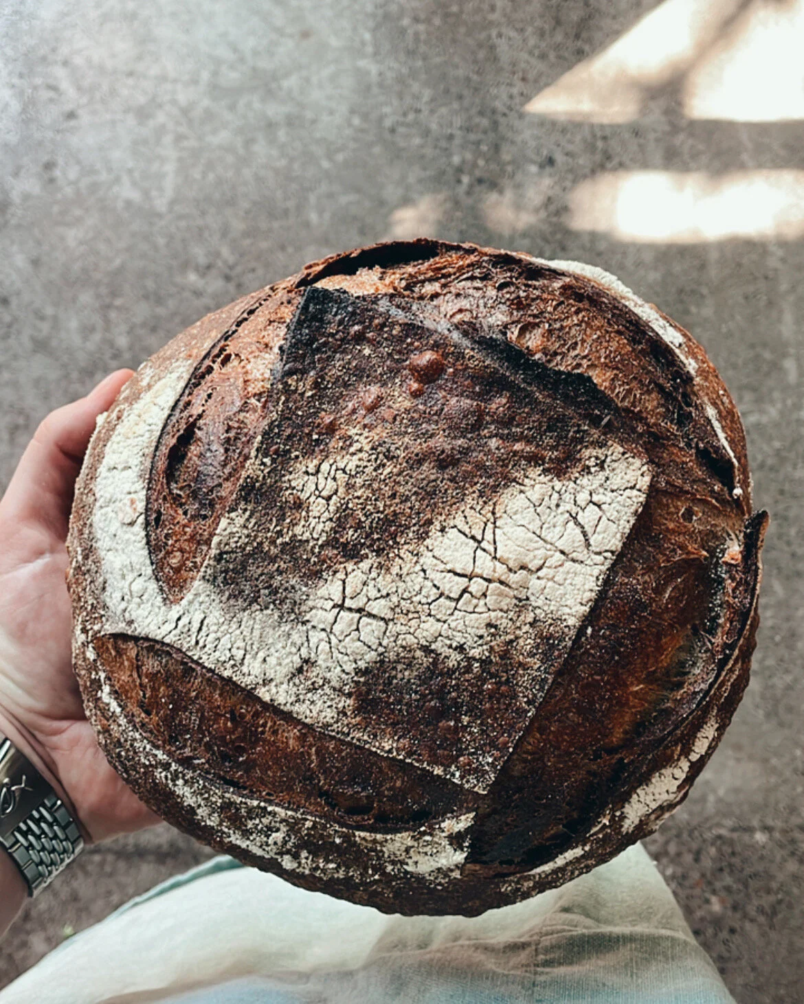 2E925D23-CD11-4635-9438-AA1BFF4350B5