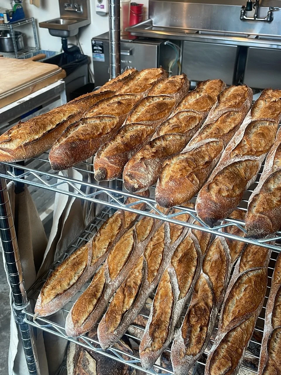 Summer bread &amp; bagel line up for this Monday&rsquo;s bake:
-Baguettes
-Beer Bread
-Honey Bagels 
-Country 
-Chimacum Multi-Grain!

Link in bio for pre-orders 🤎