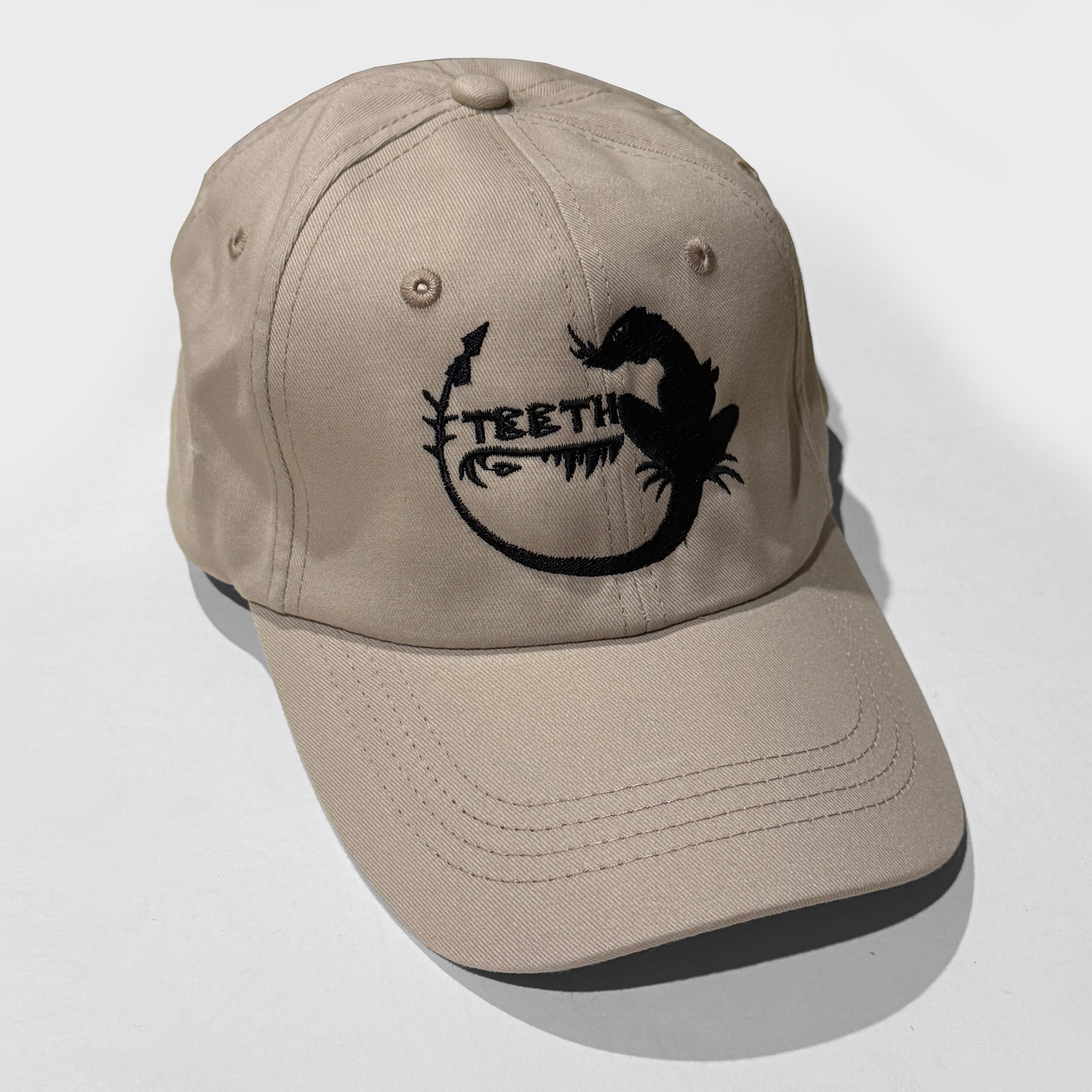 Teeth Lizard Logo Hat Tan.png