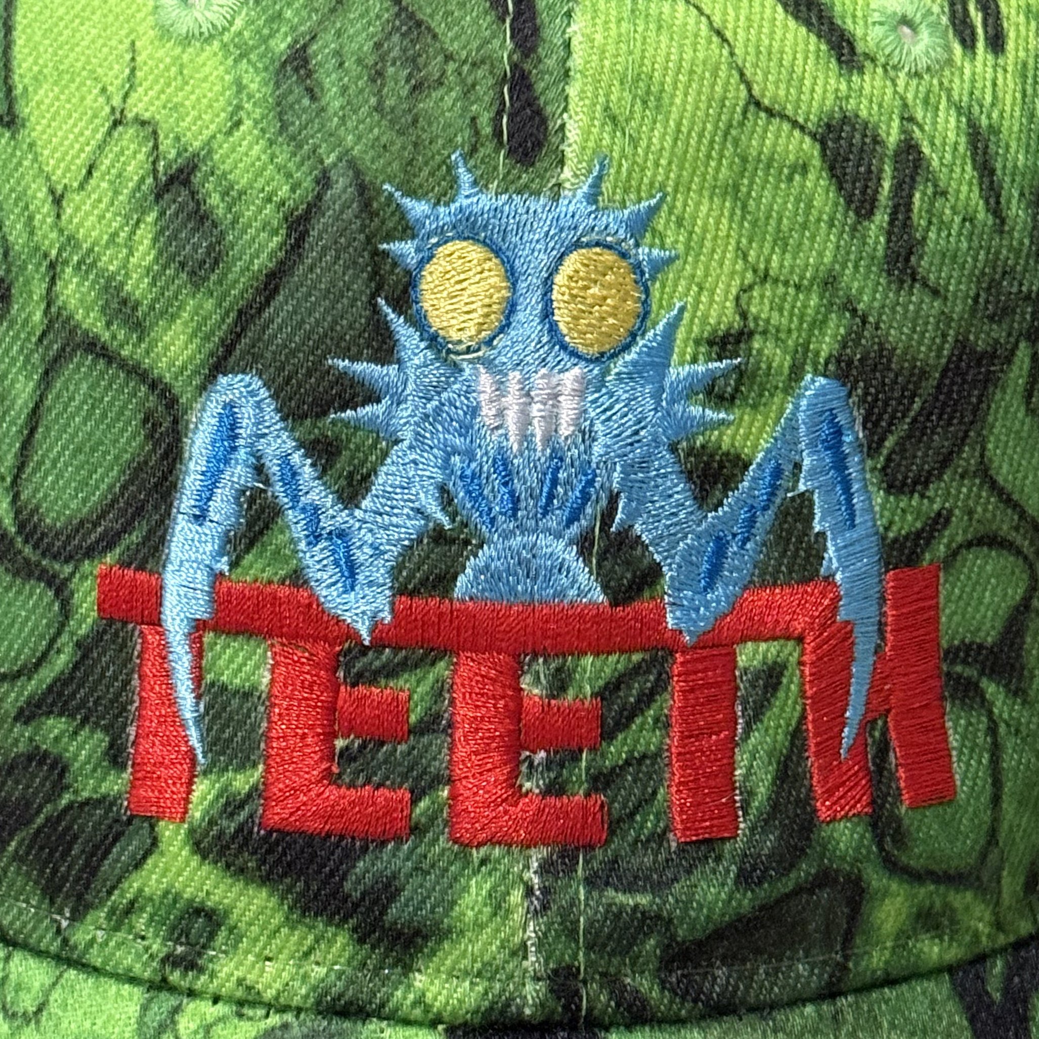 Mantis Hat Neon Camo Detail.jpeg