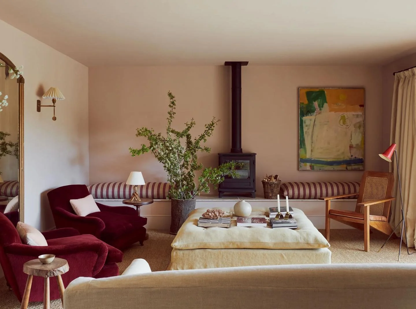 &ldquo;unfussy, elegant and calming&rdquo; is how antiques dealer and designer @theaspeke describes her English country home. I like to begin all our projects by defining the atmosphere and setting the intention for how the space will both feel and f