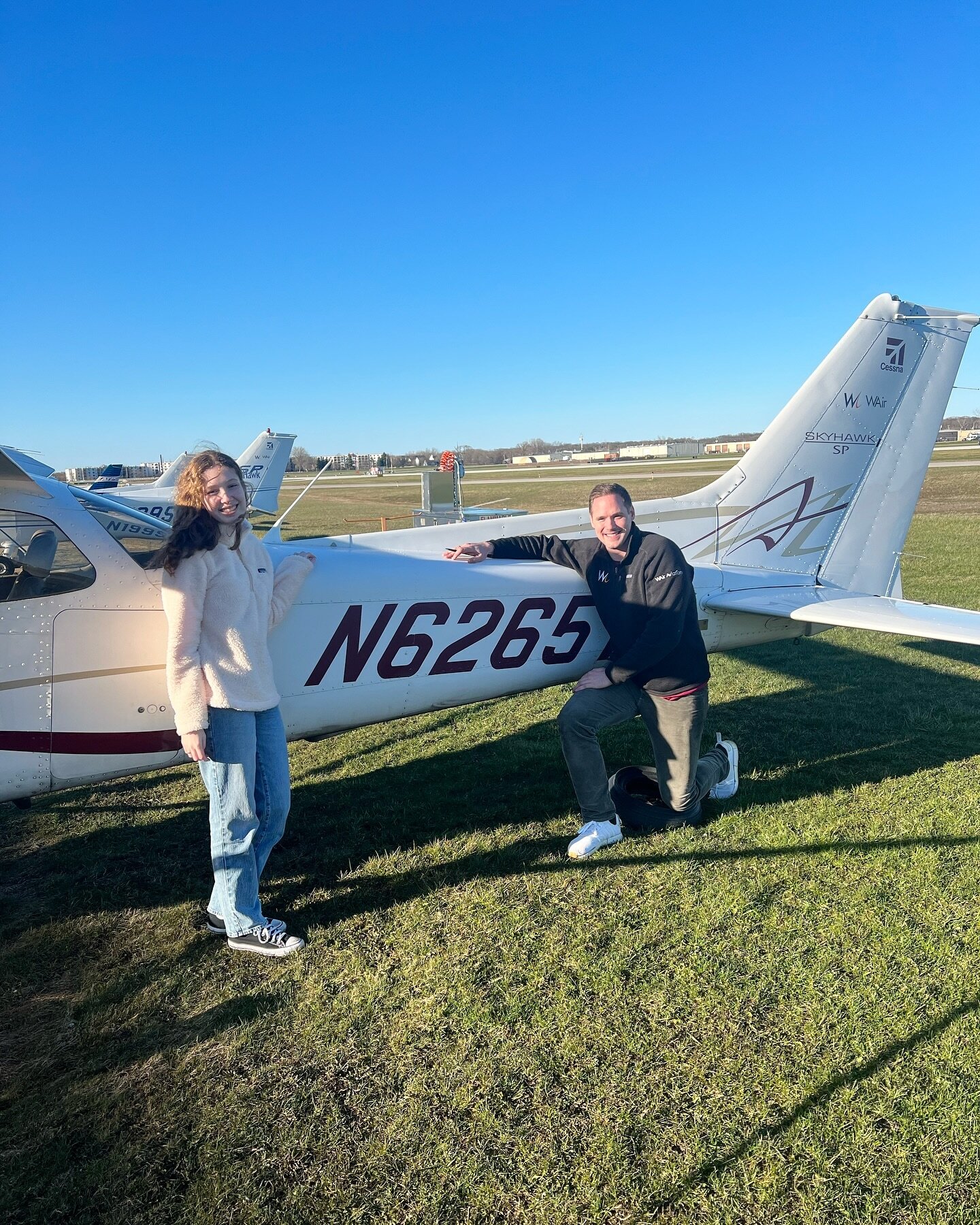 Congratulations to Maeve who just passed her check ride to receive her Private Pilot License! 🥳🙌🎉🥳
.
.
.
#privatepilot #flightschool #pilot #flighttraining
