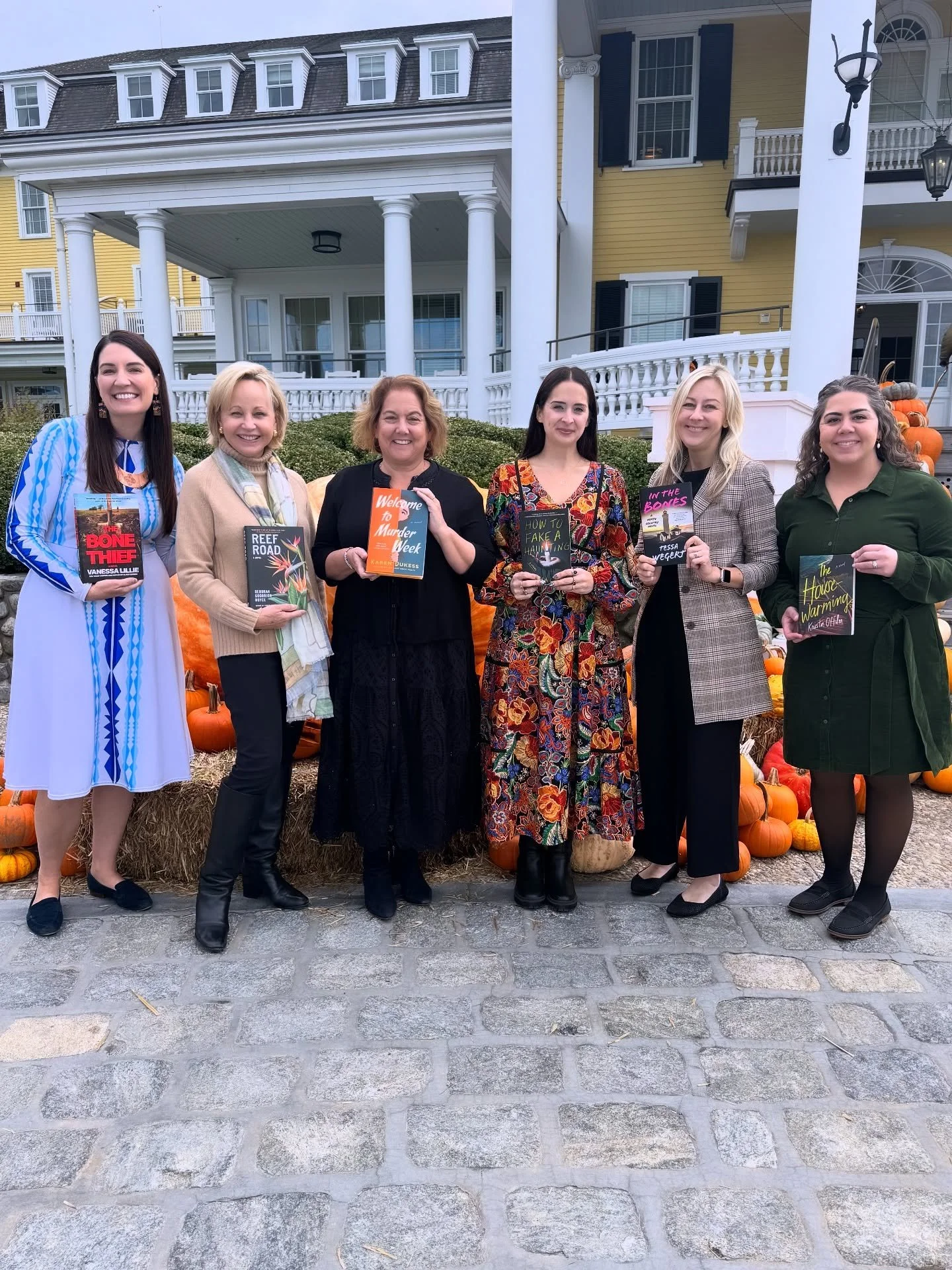 Visiting @oceanhouseri has been on my bucket list for years, and I can’t imagine a dreamier opportunity than to join an incredible group authors for a pre-Halloween discussion about thrillers. 
A huge thank you to bestselling author, literary