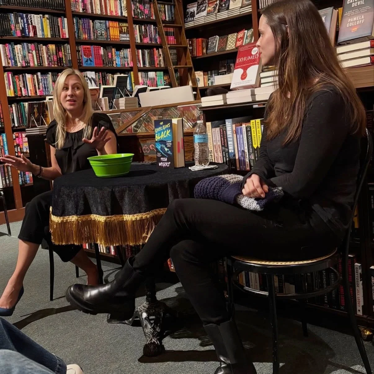 How lucky am I to have topped off pub day with an event at @themysteriousbookshop?! 

Thank you to the shop&rsquo;s Ryan and Evan for the warm welcome, and to the lovely and talented @melissalarsenauthor (watch for her new novel THE SPRING this April